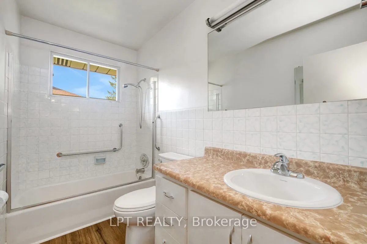 151 Oakridge Boulevard