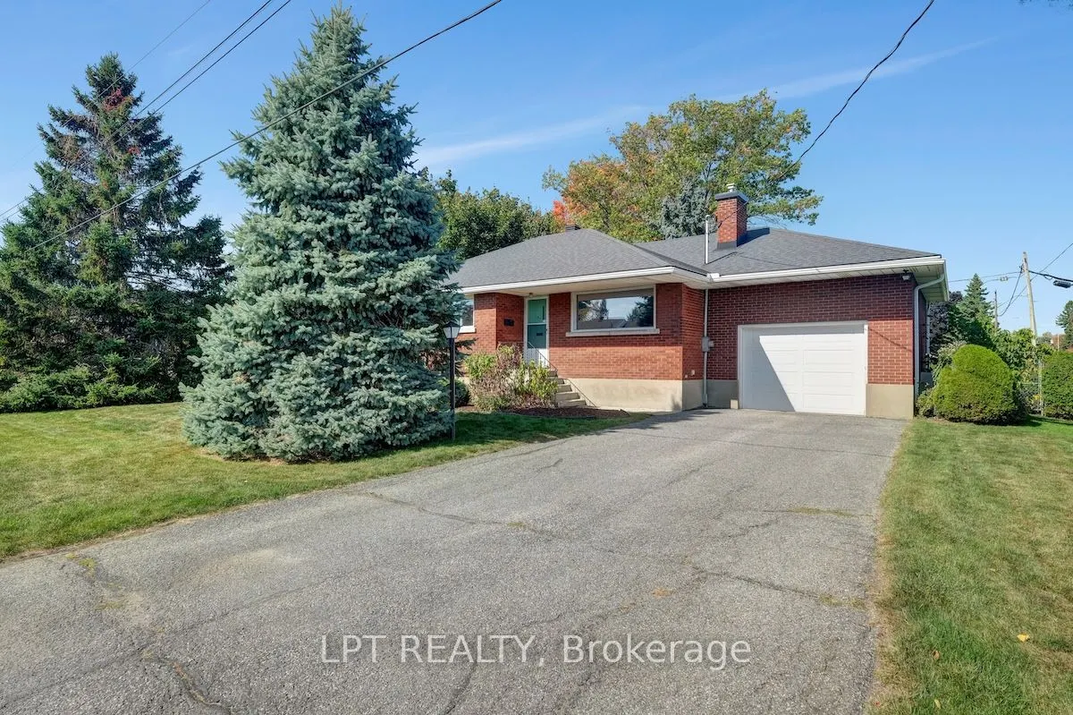 151 Oakridge Boulevard