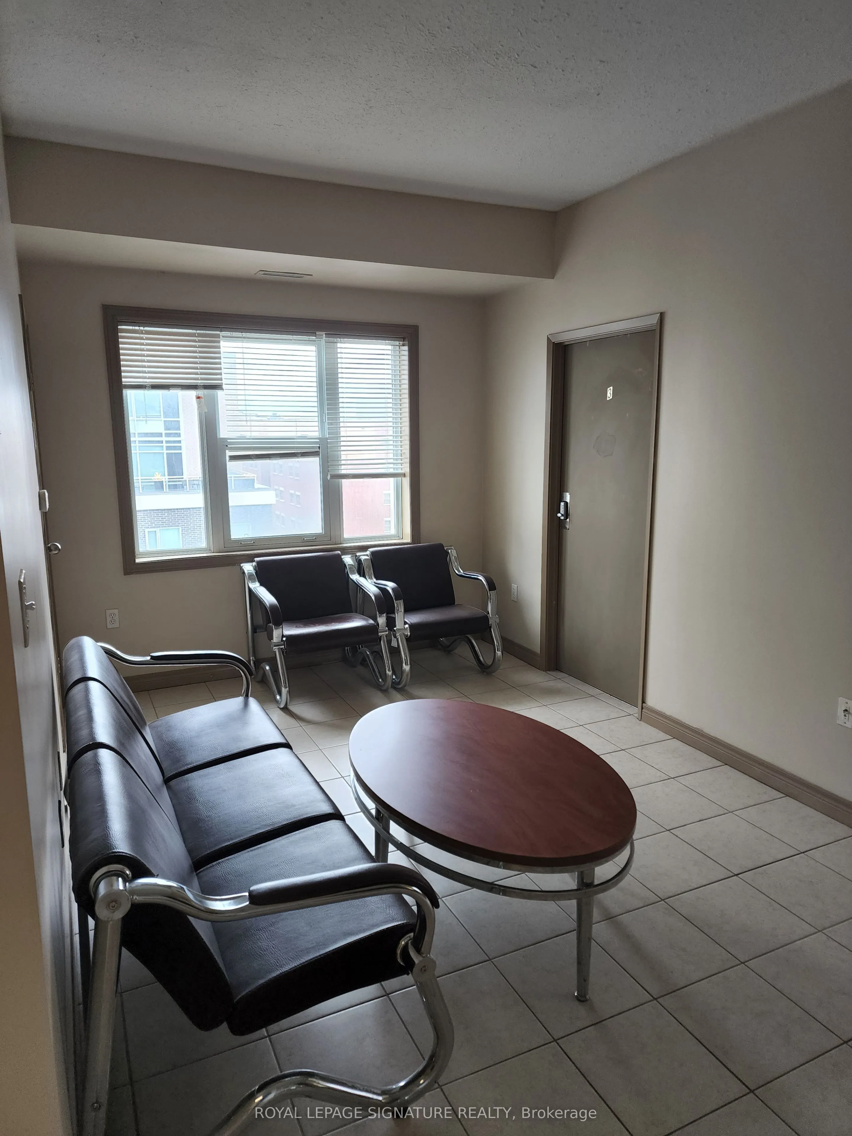 251 Lester Street, #605