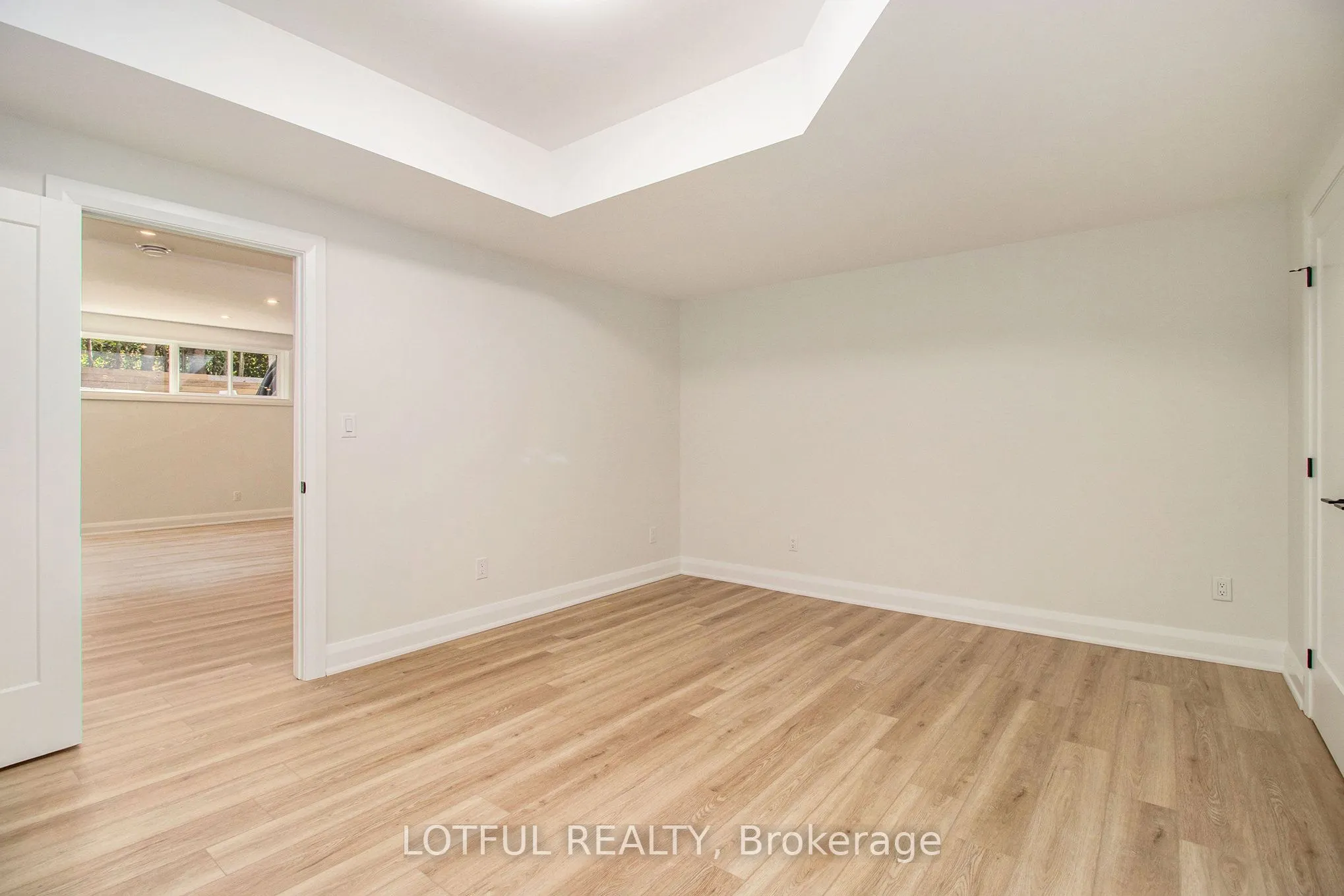 411 Leighton Terrace, #B