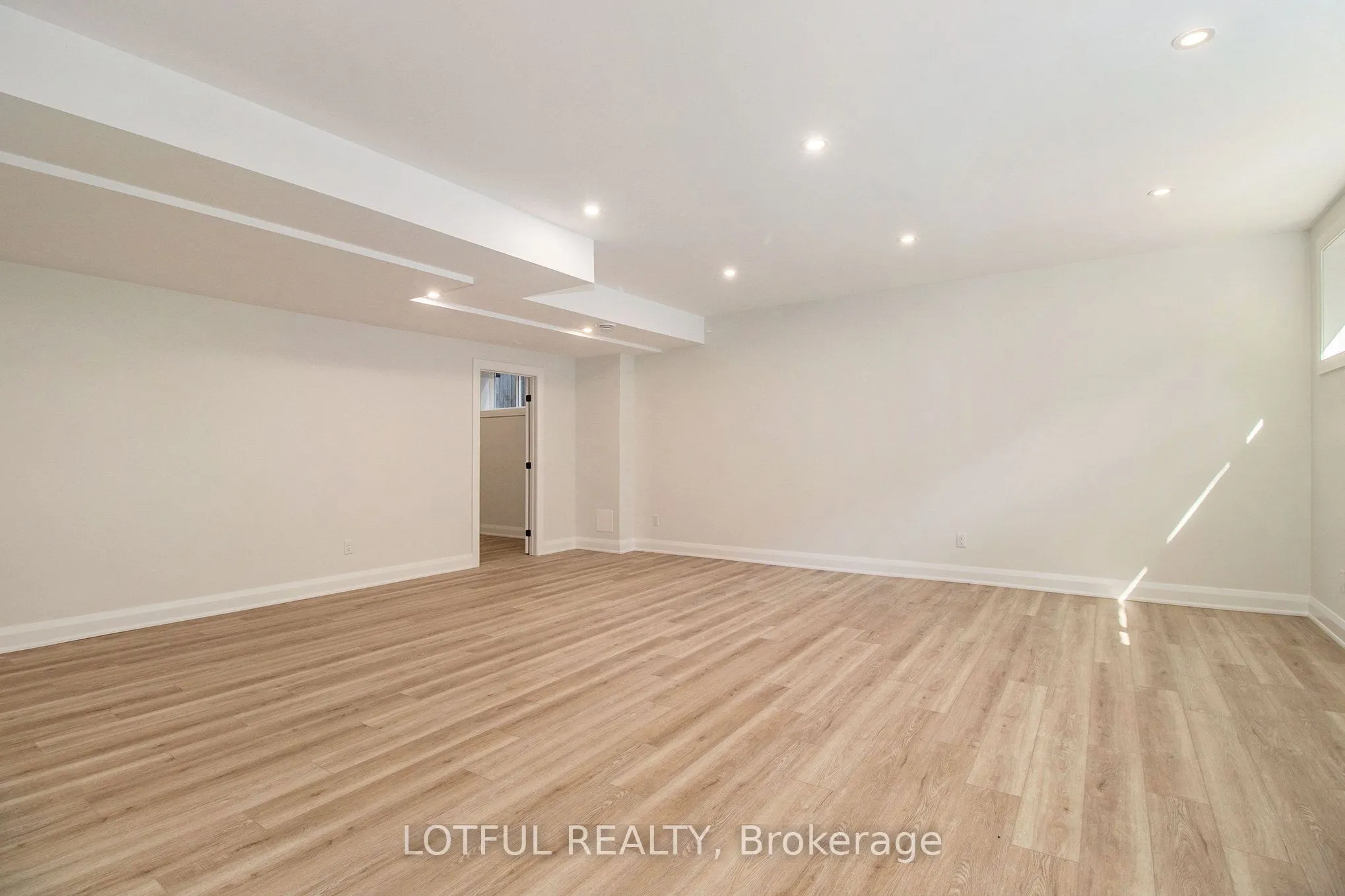 411 Leighton Terrace, #B