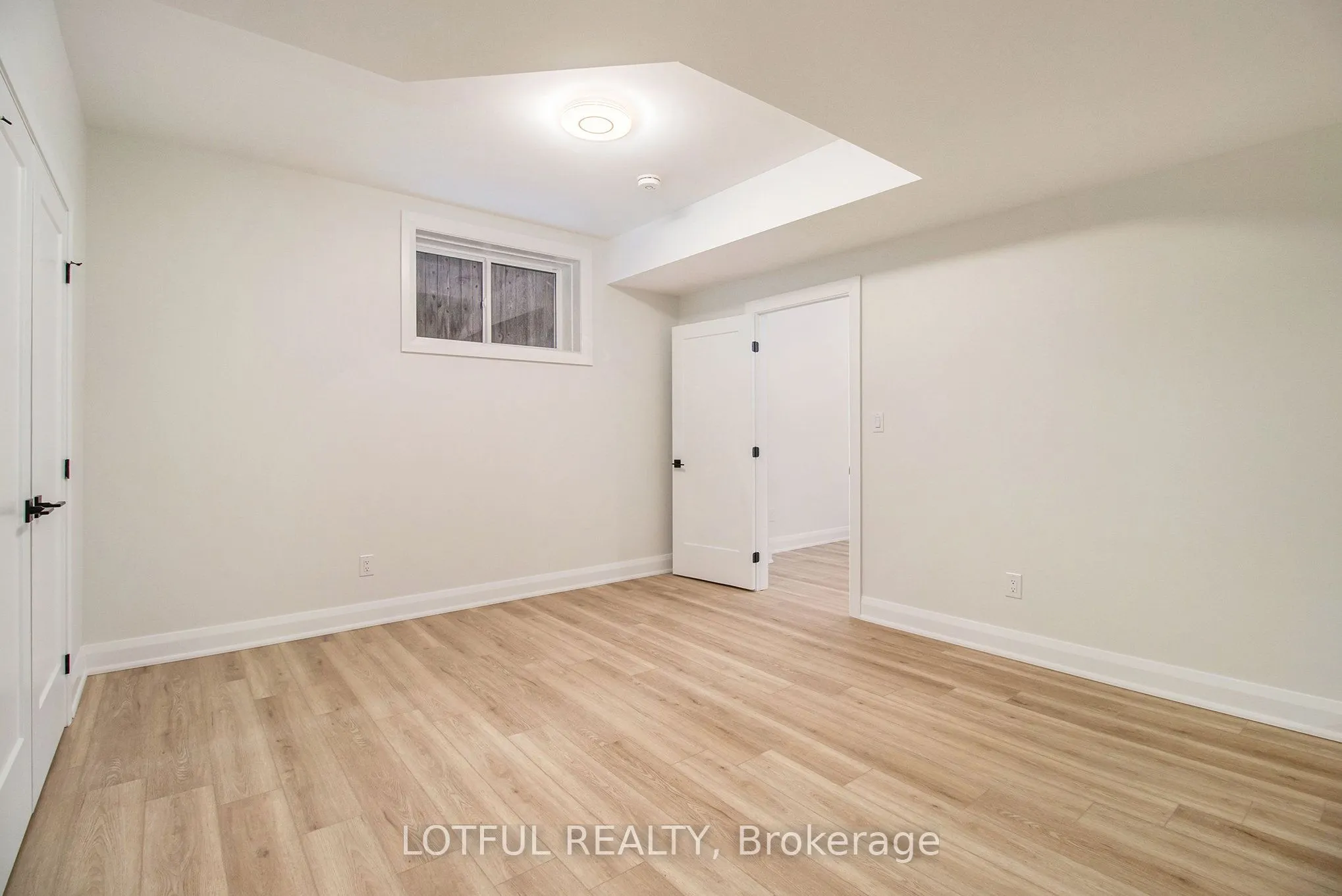 411 Leighton Terrace, #B