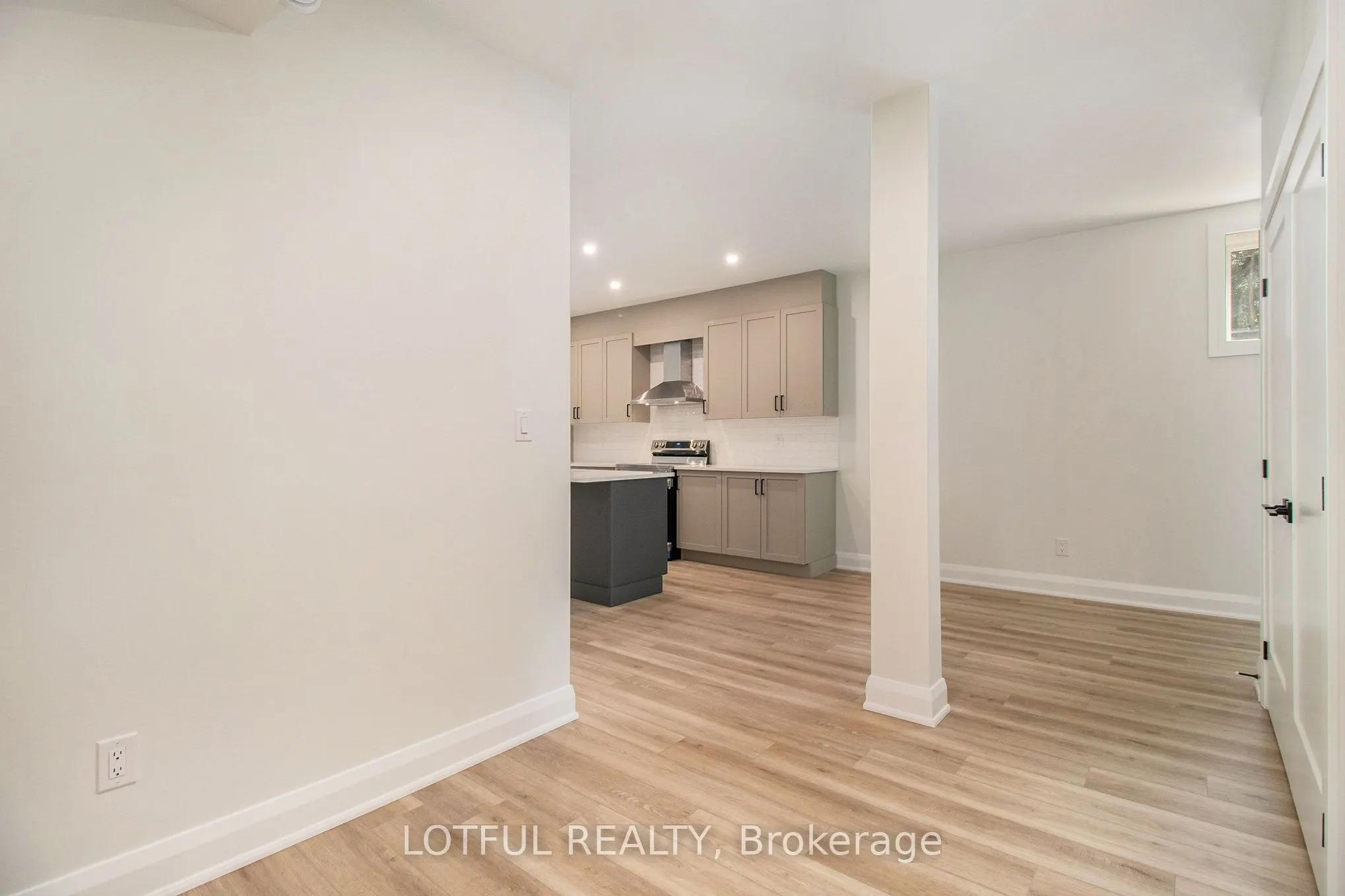 411 Leighton Terrace, #B