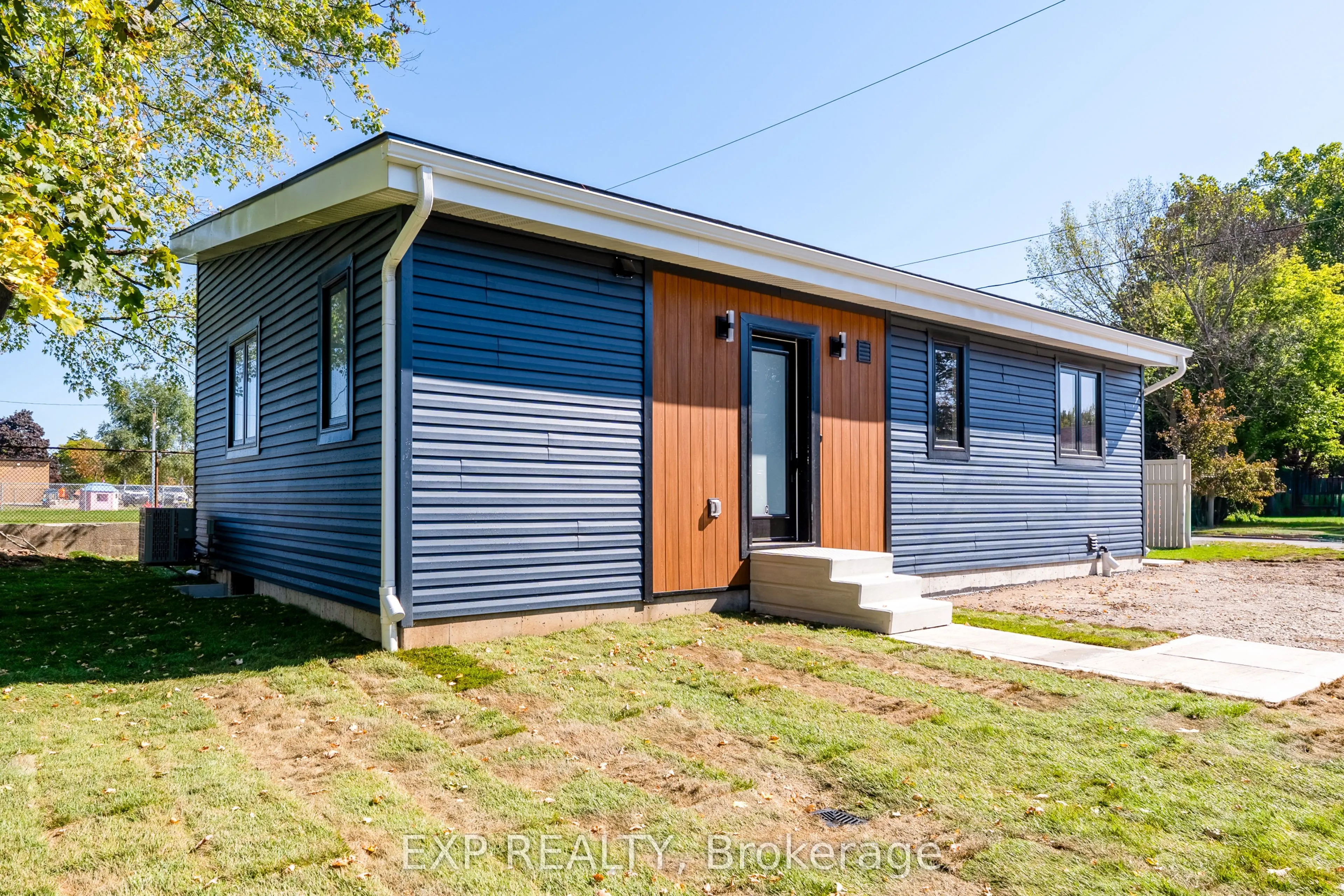 44 Kingsway Crescent, #Unit C