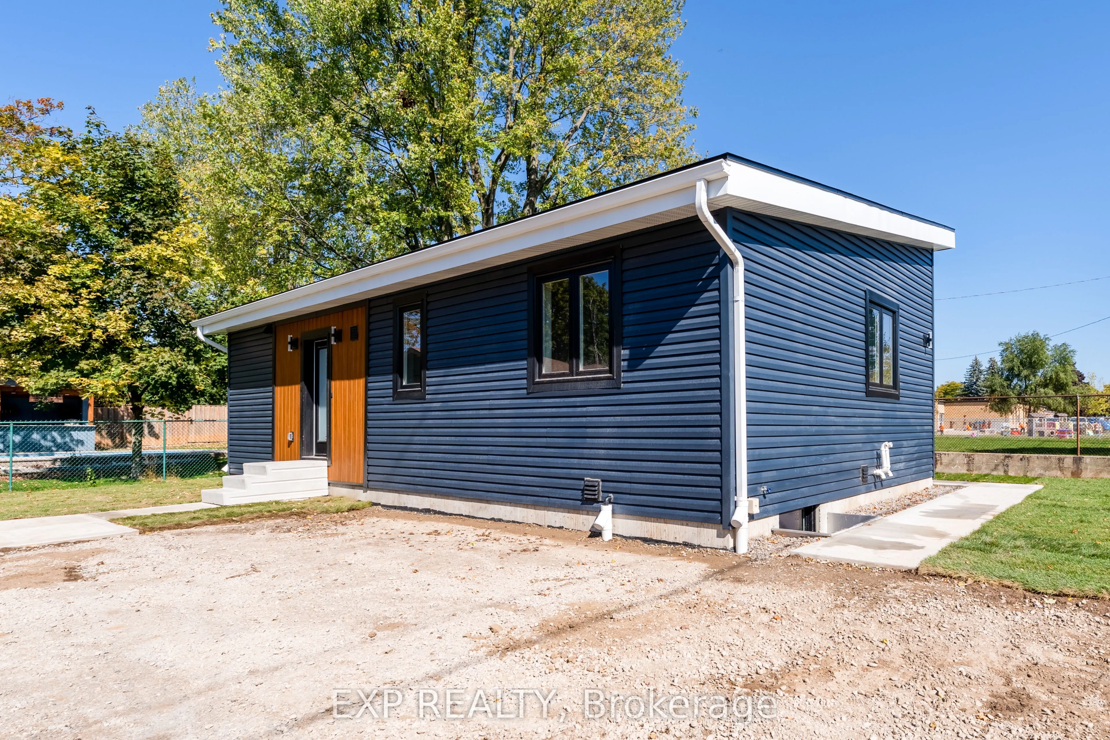 44 Kingsway Crescent, #Unit C