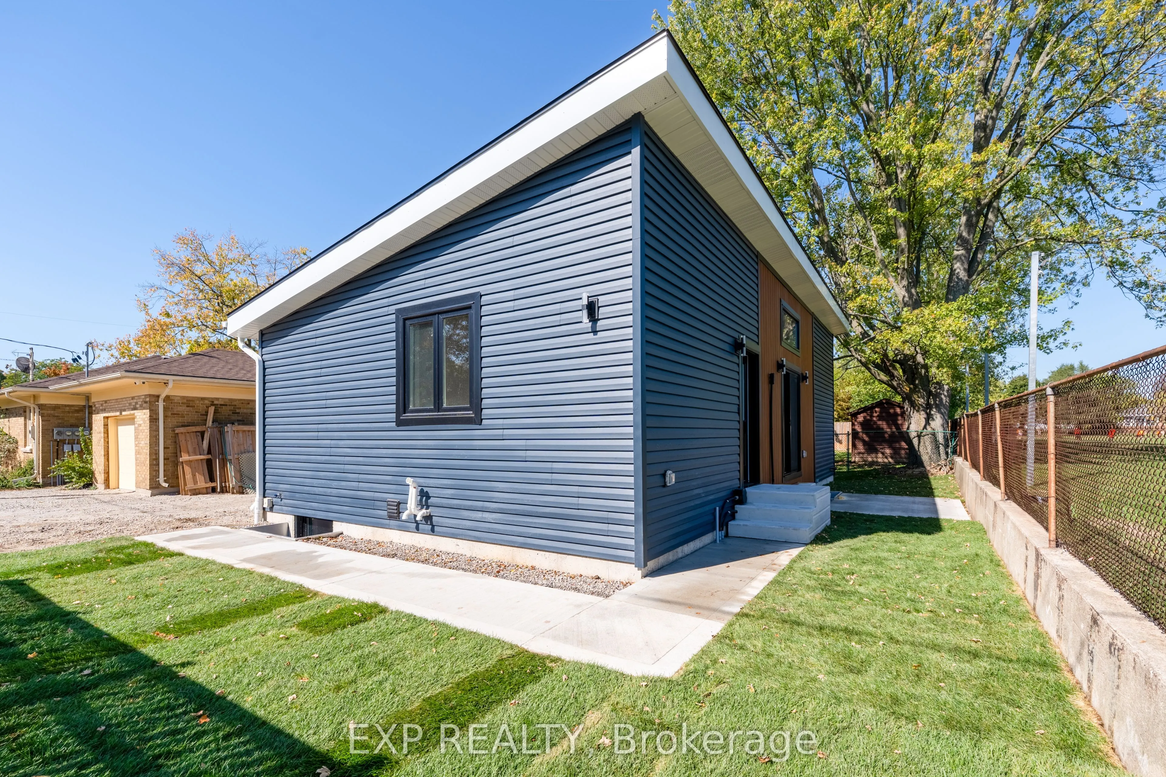 44 Kingsway Crescent, #Unit C