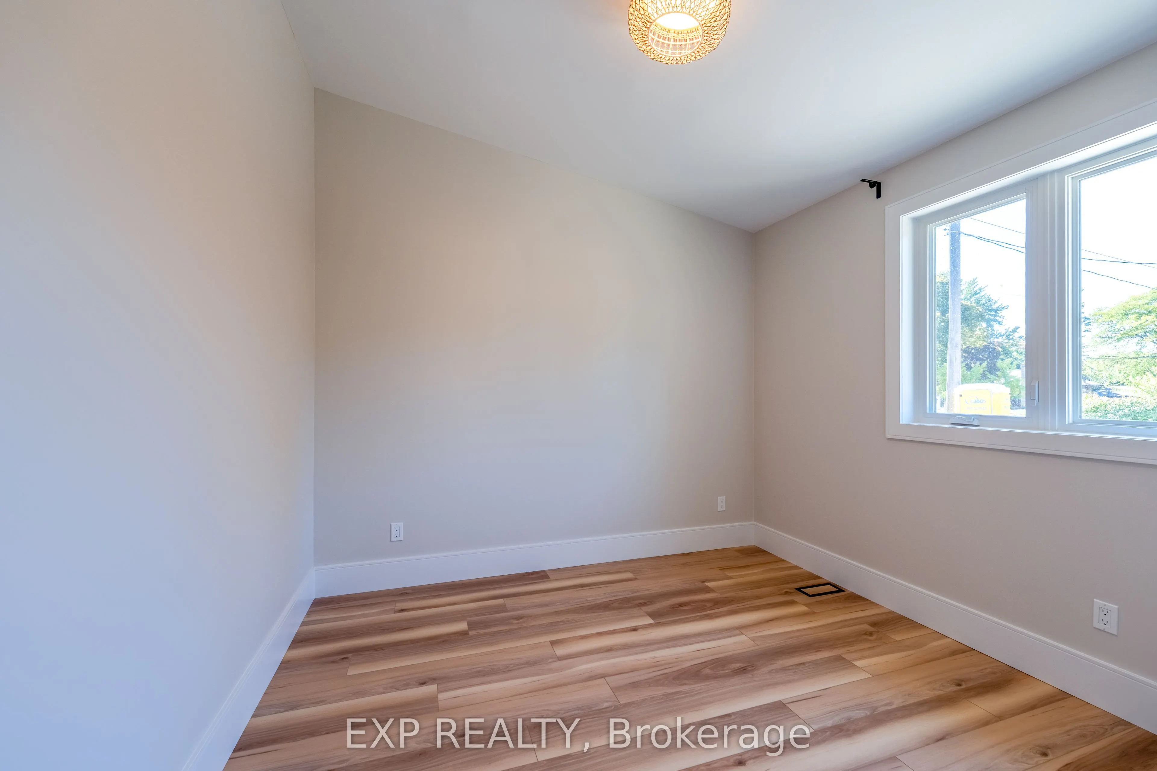 44 Kingsway Crescent, #Unit C