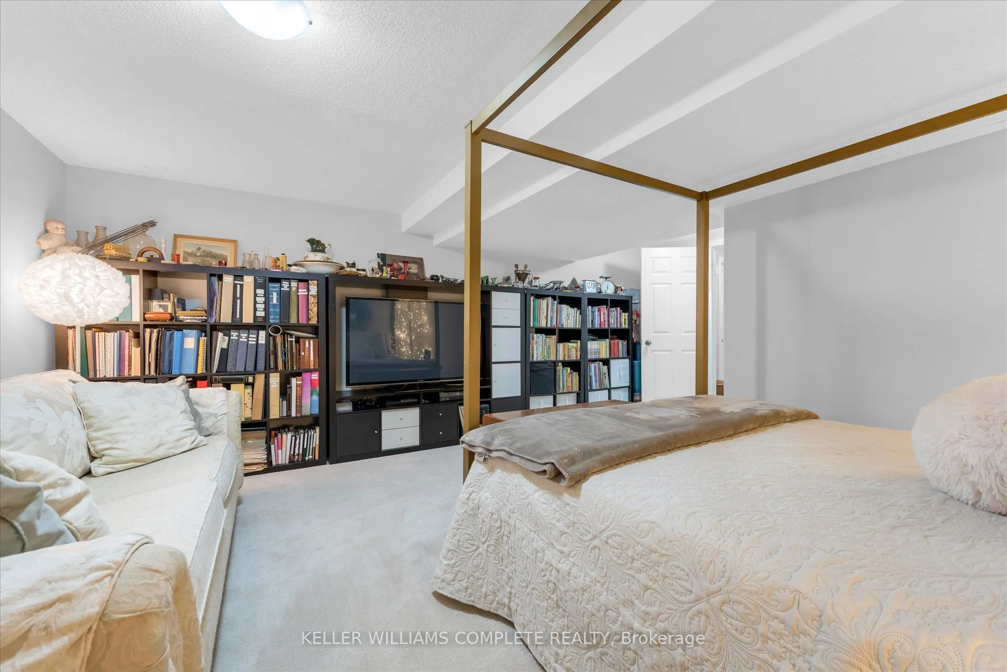 286 Hamilton Drive, #14