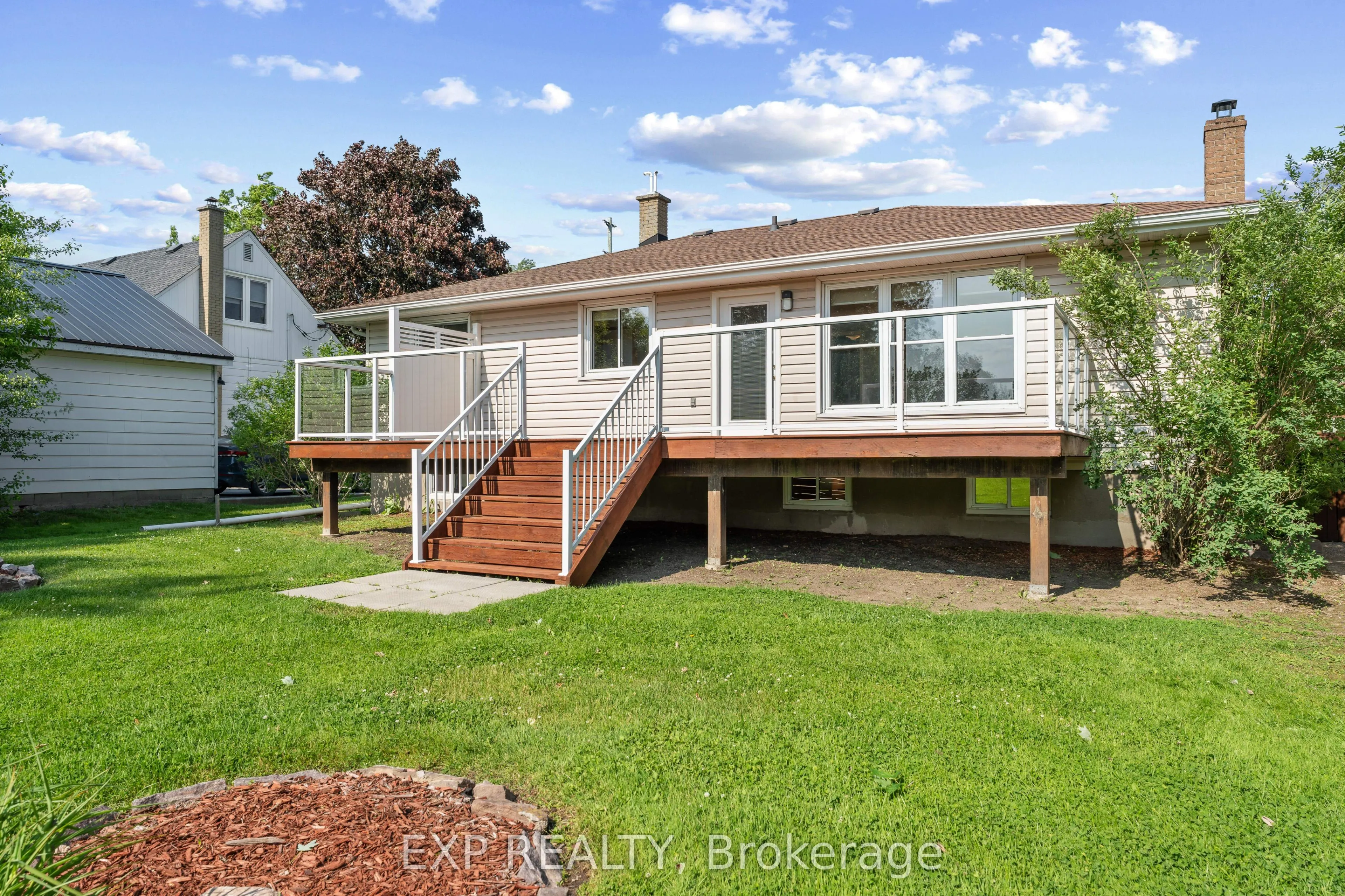 450 Coronation Boulevard