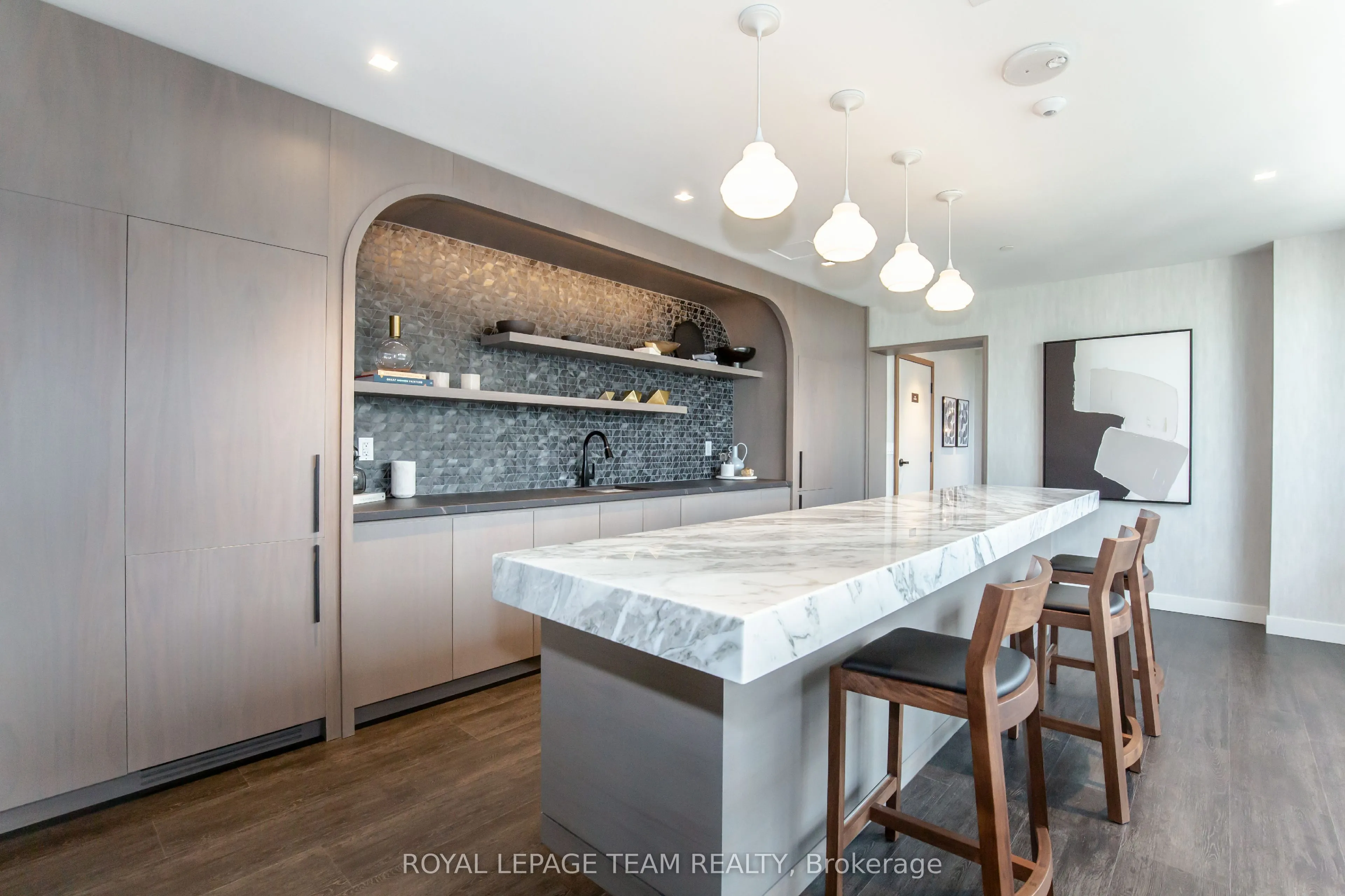 560 Rideau Street, #501