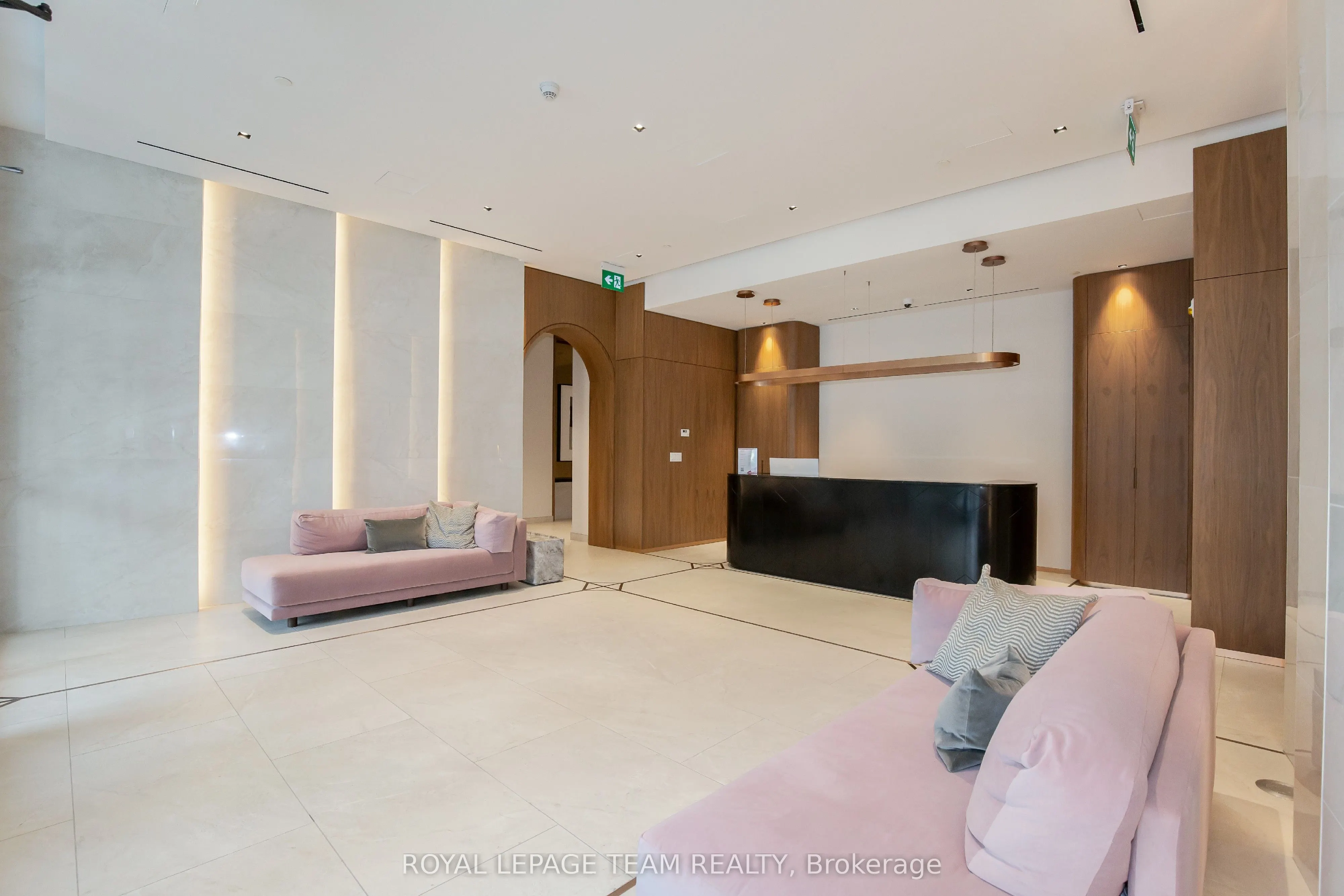 560 Rideau Street, #501