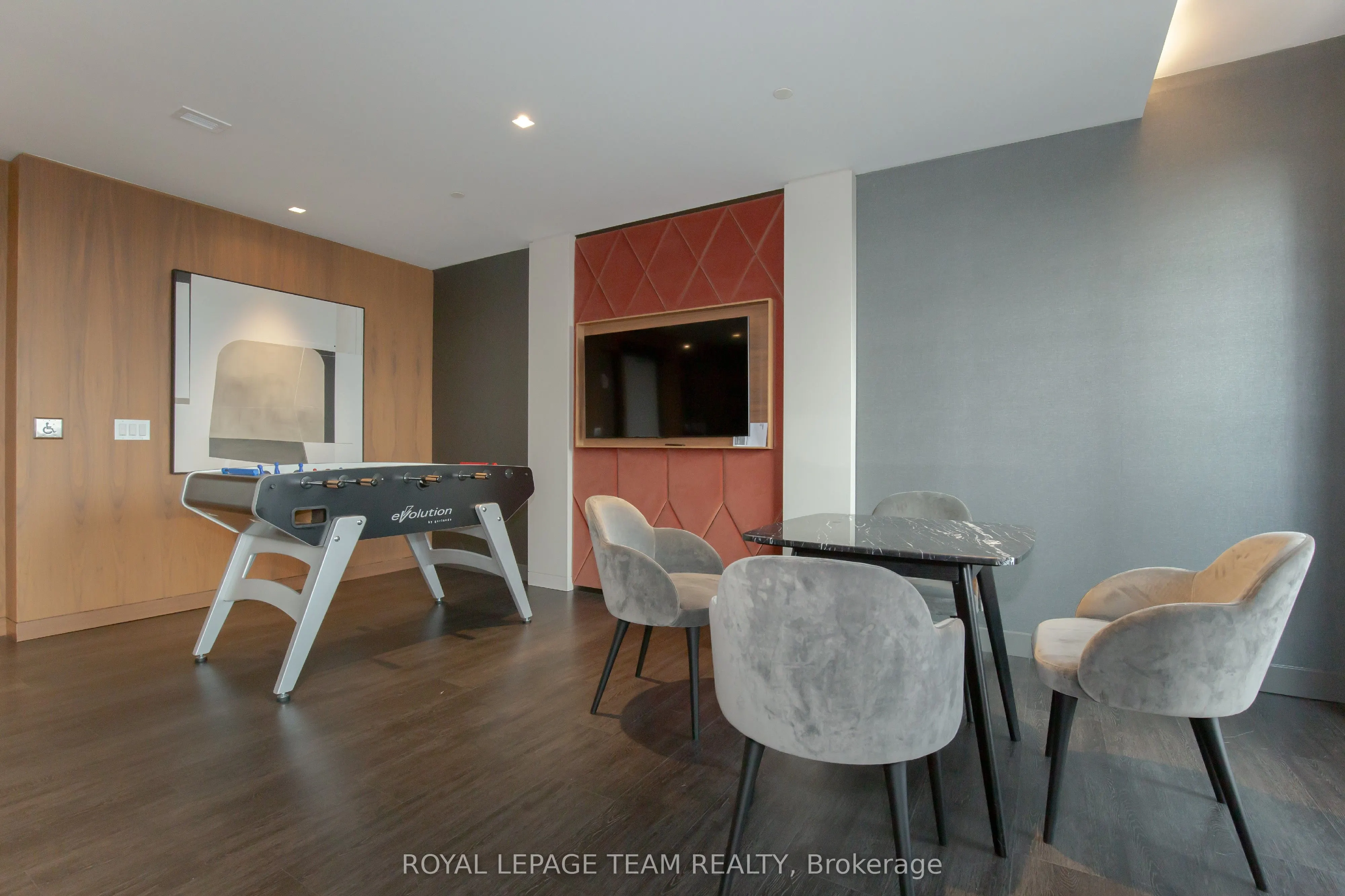 560 Rideau Street, #501