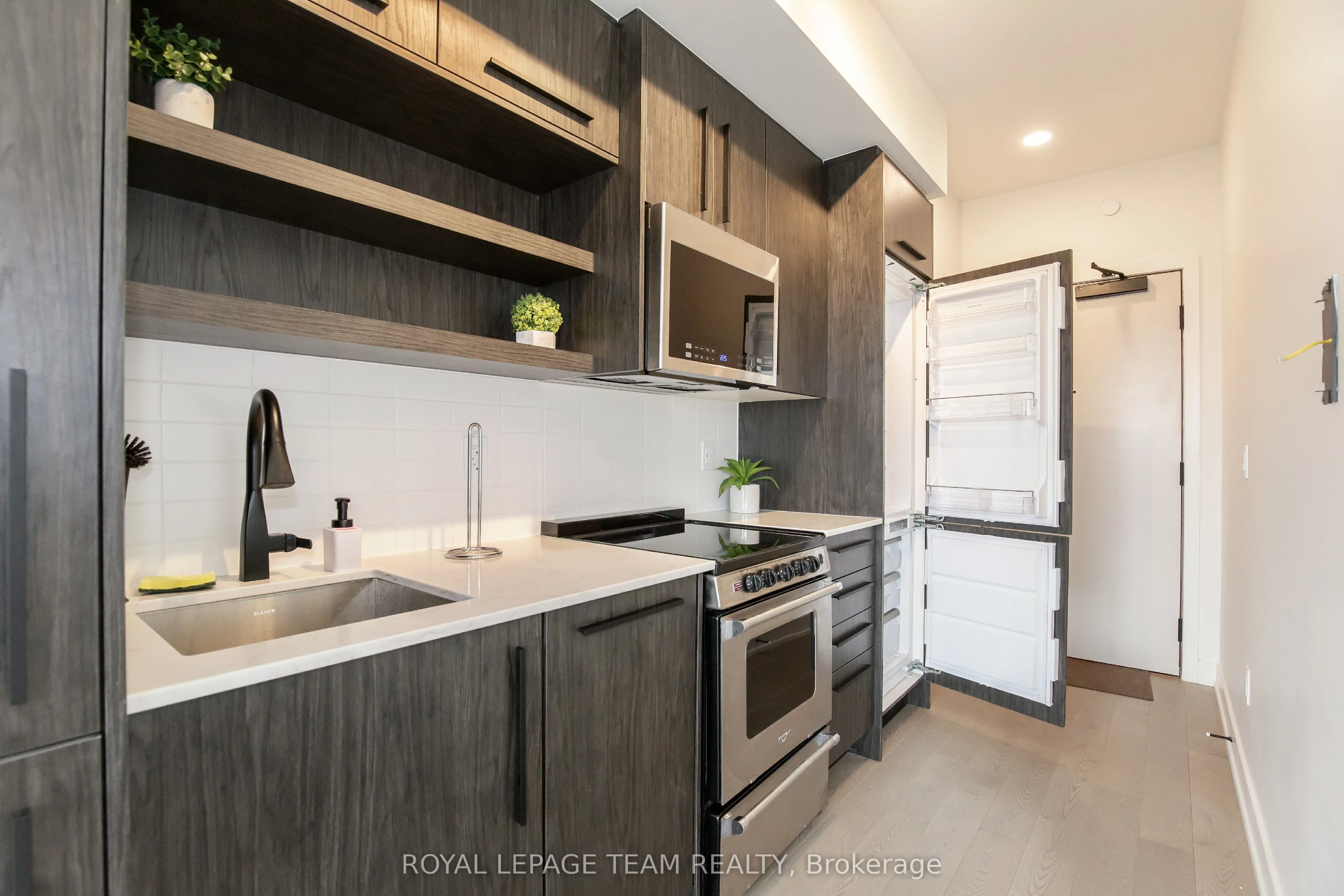 560 Rideau Street, #501