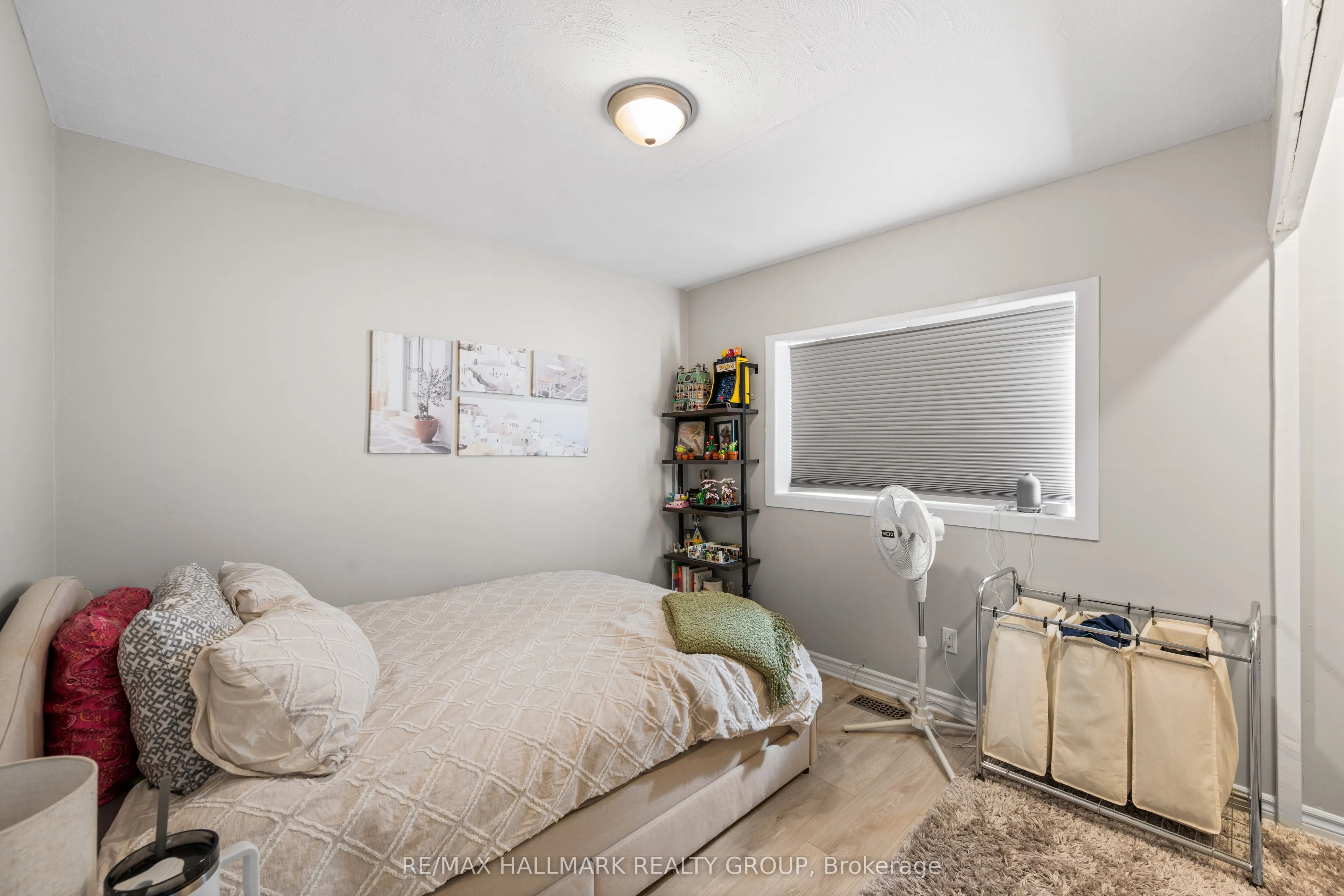 1305 DORCHESTER Avenue