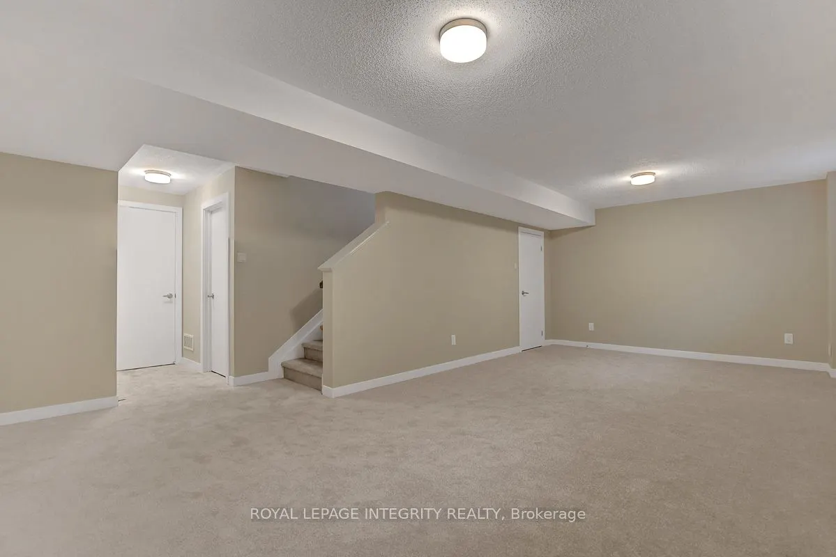 117 Ryan Reynolds Way