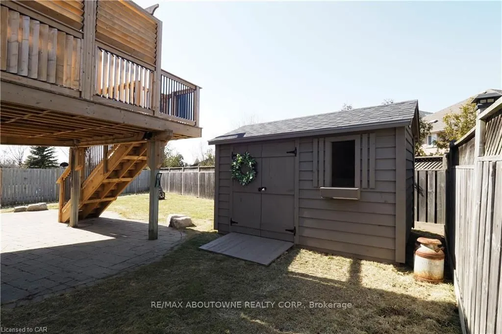 33 Boulder Crescent, #Main