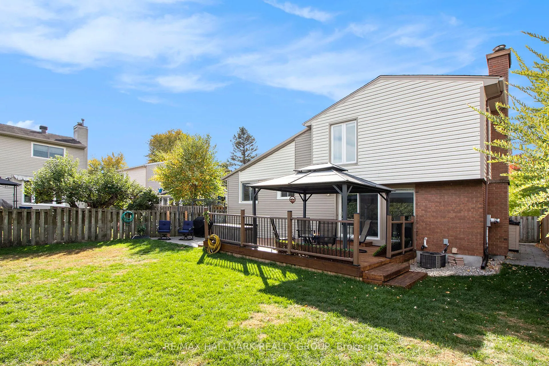 1118 CHATEAU Crescent