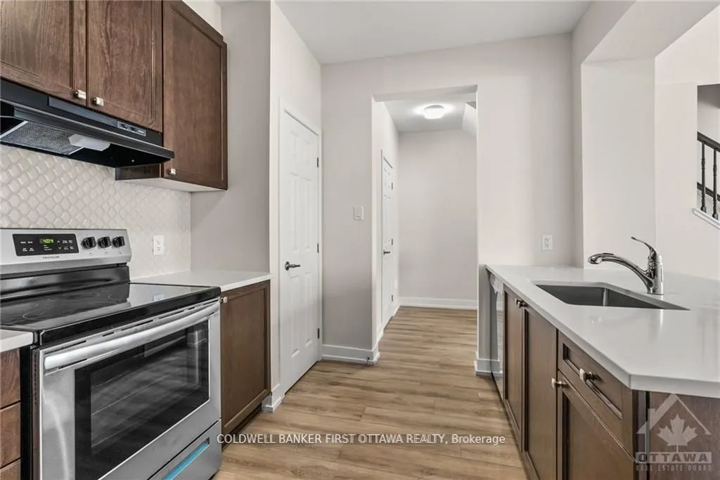 203 ANYOLITE Private