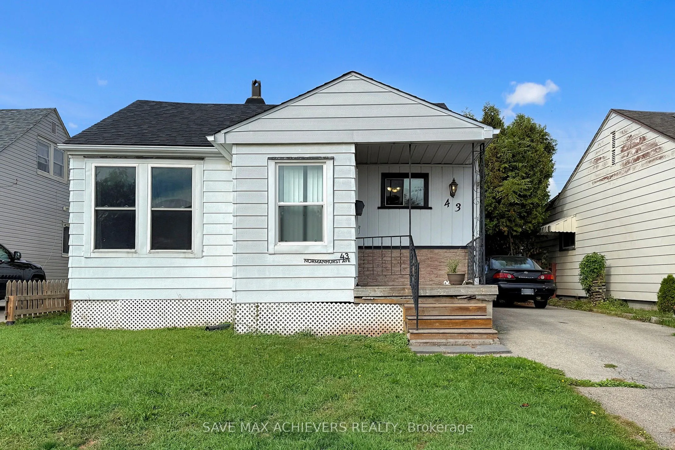 43 Normanhurst Avenue