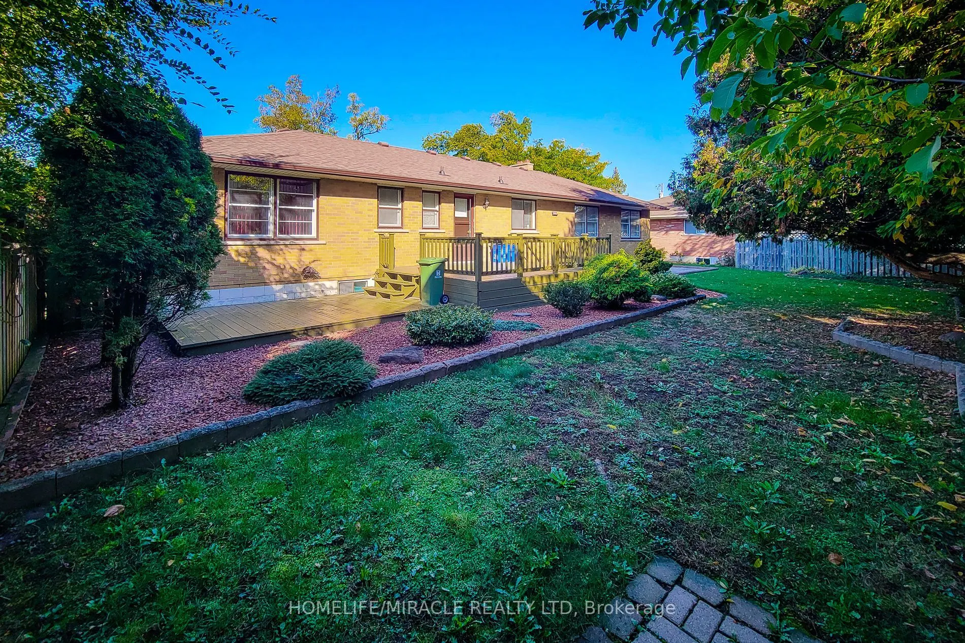 18 Manor Place