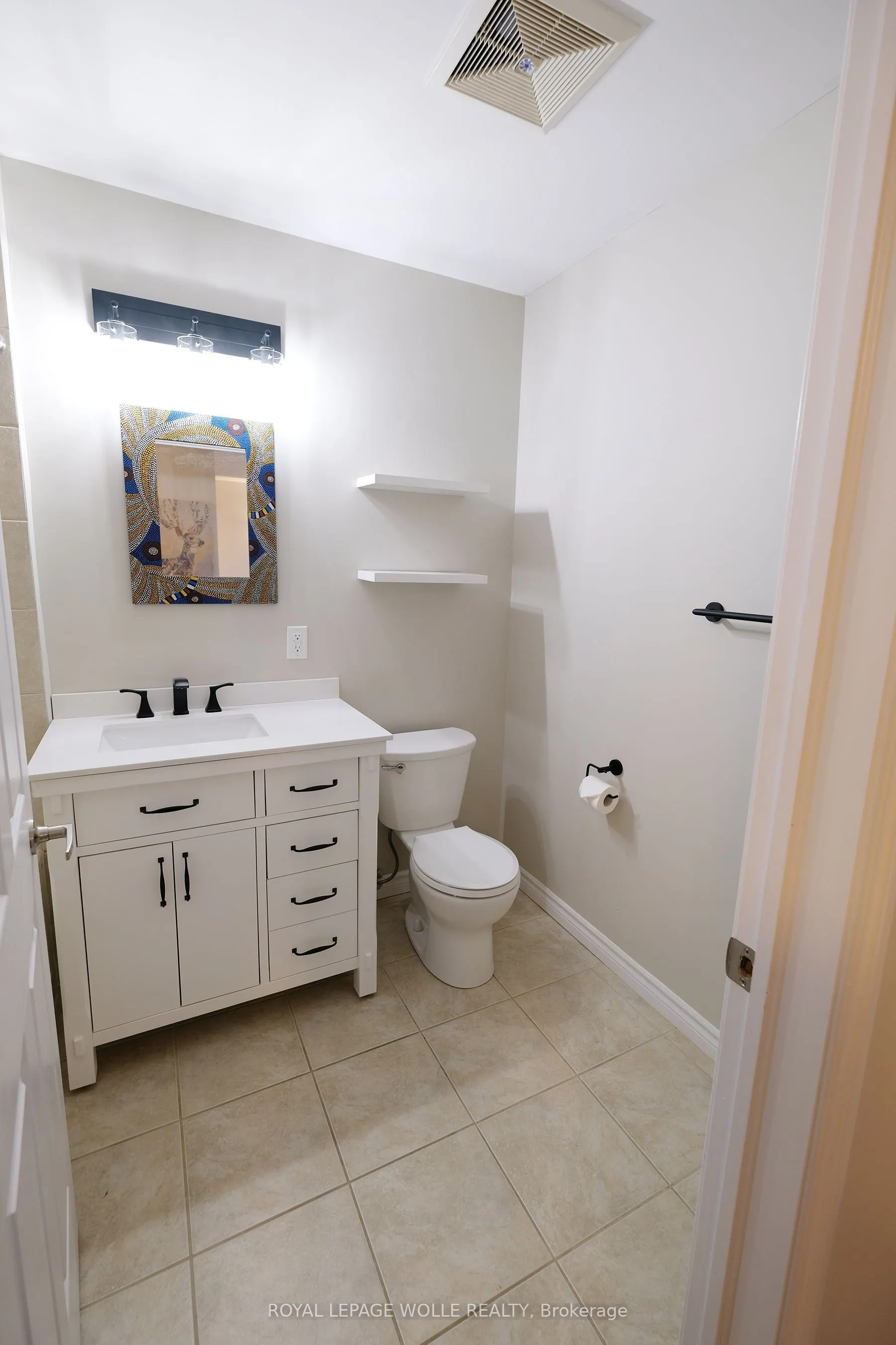 2 Colonial Drive, #302