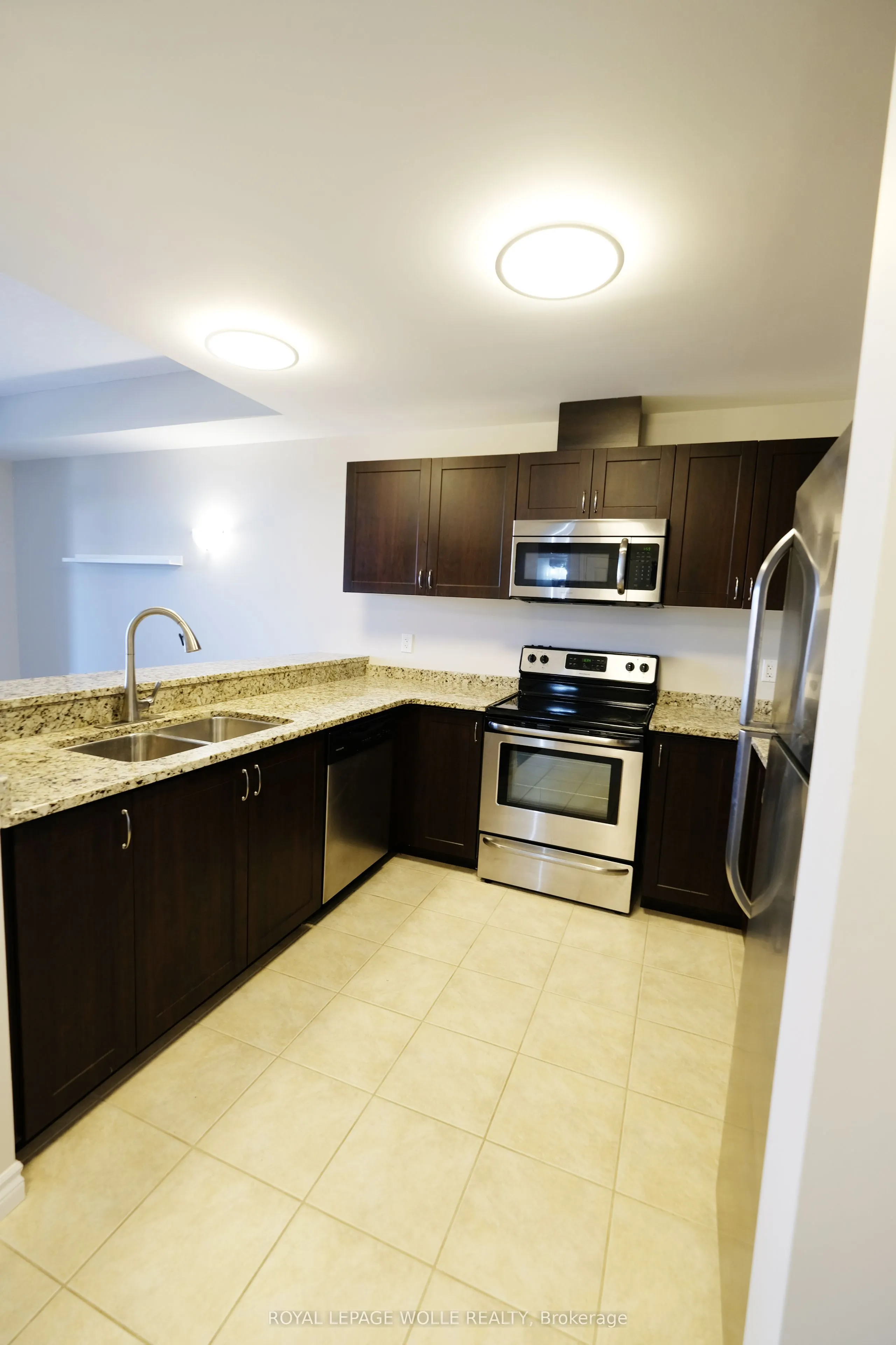 2 Colonial Drive, #302
