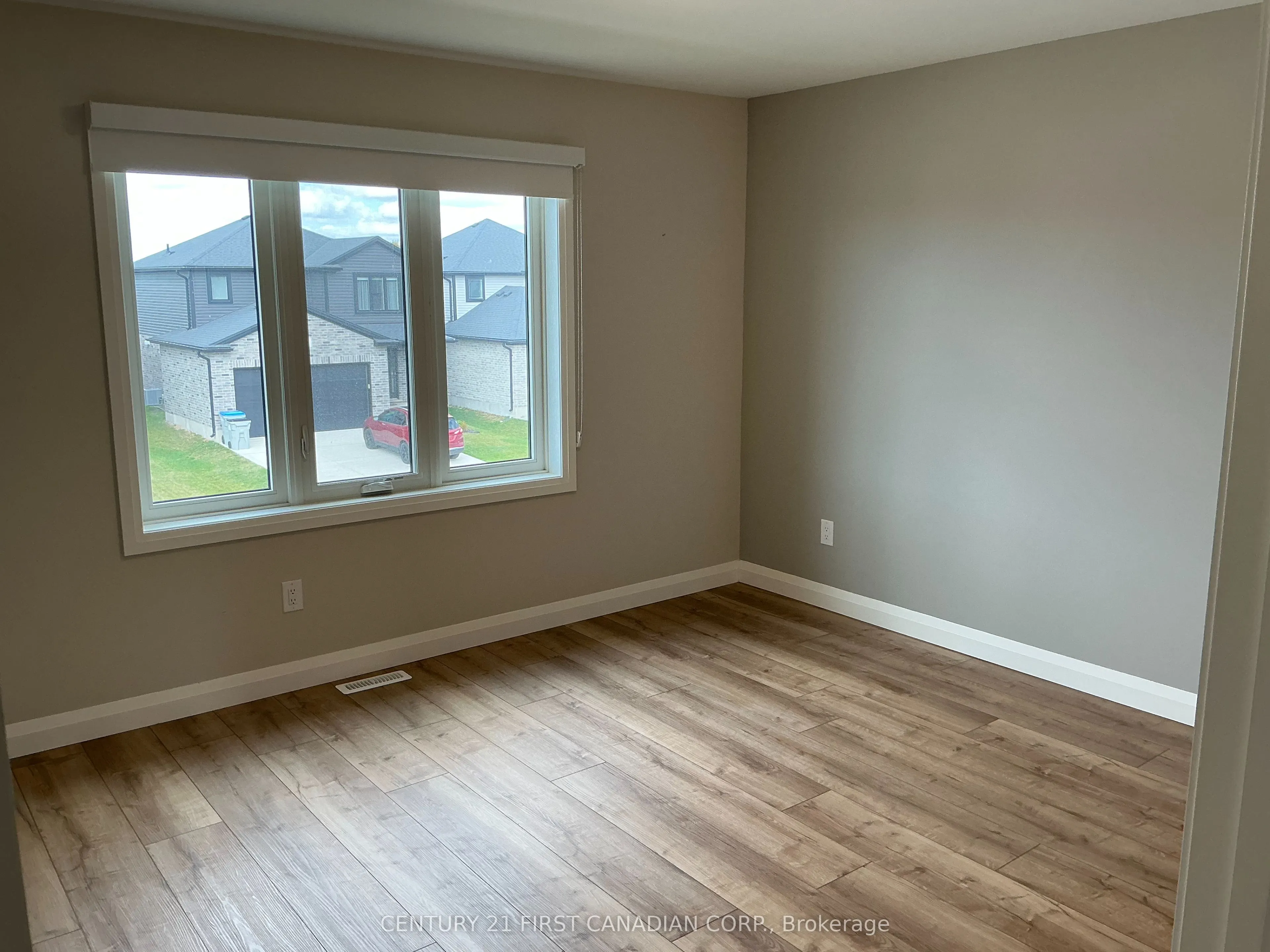 17 Nicholson Street, #26