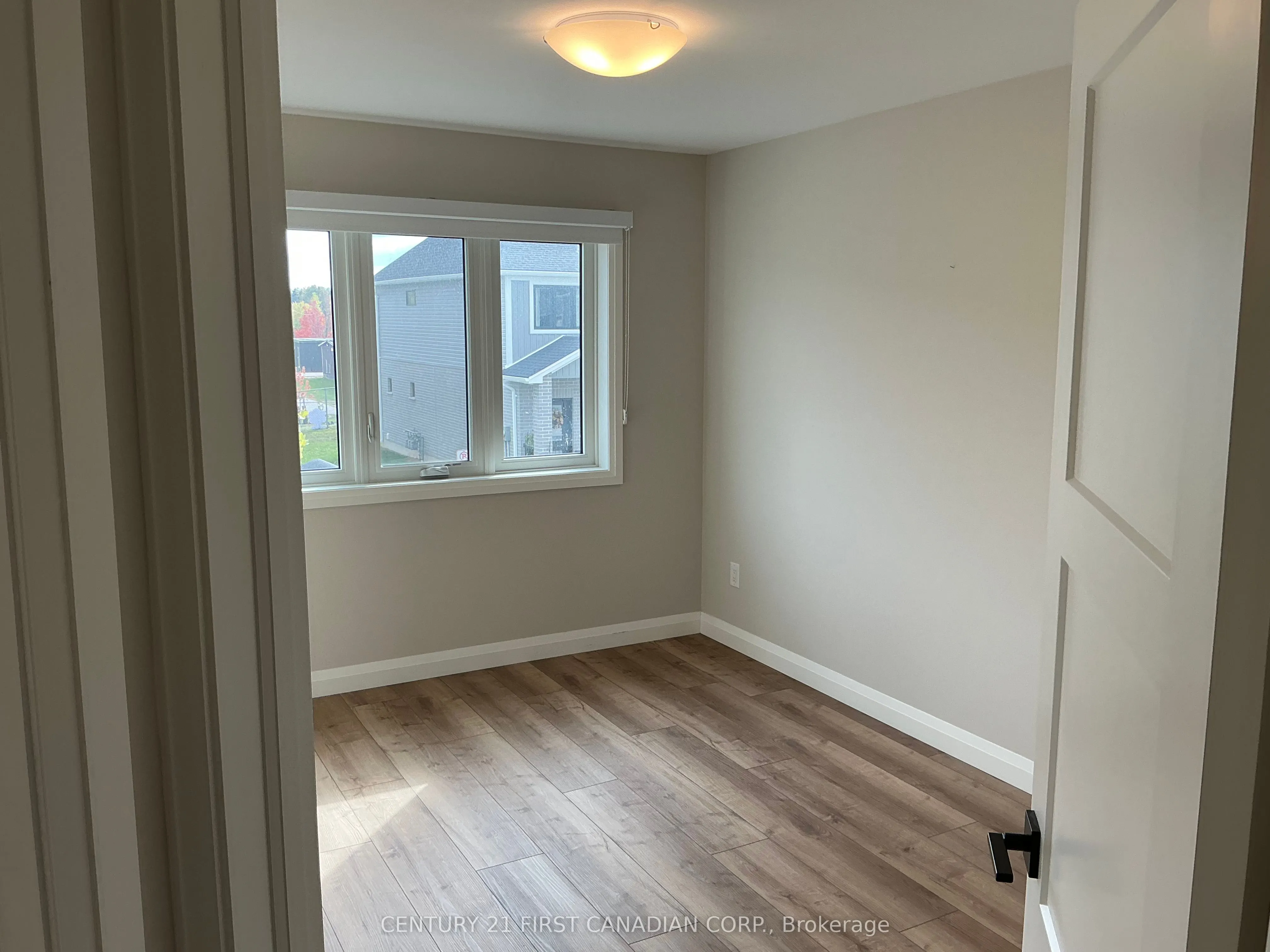 17 Nicholson Street, #26