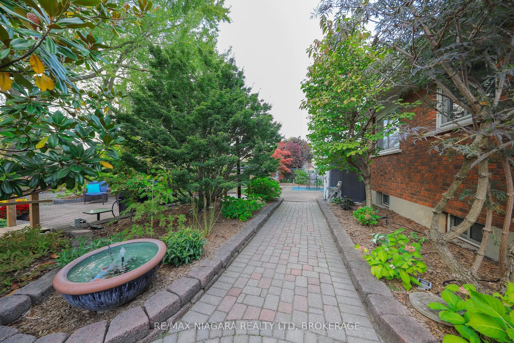 21 Jessica Drive