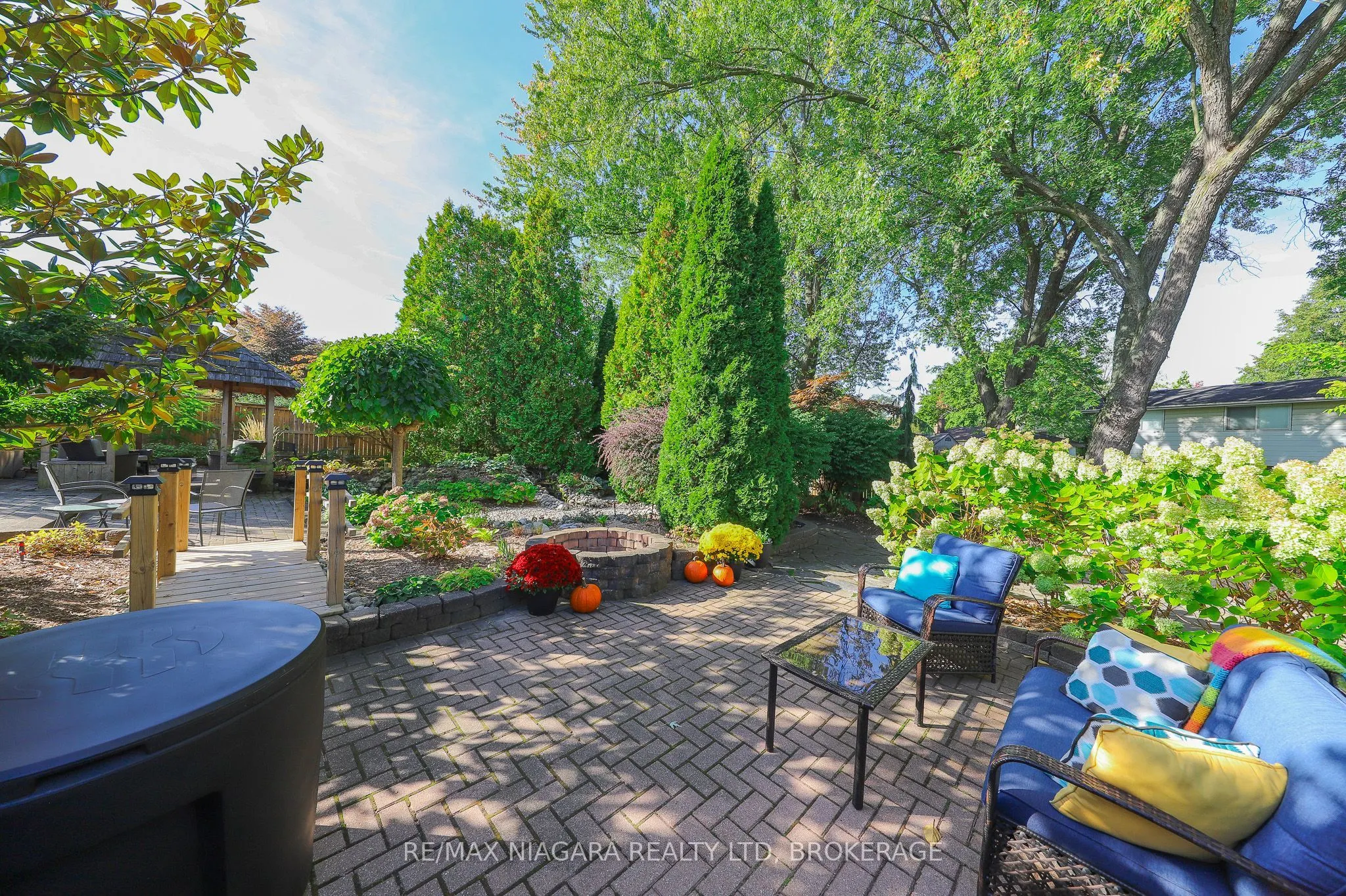 21 Jessica Drive