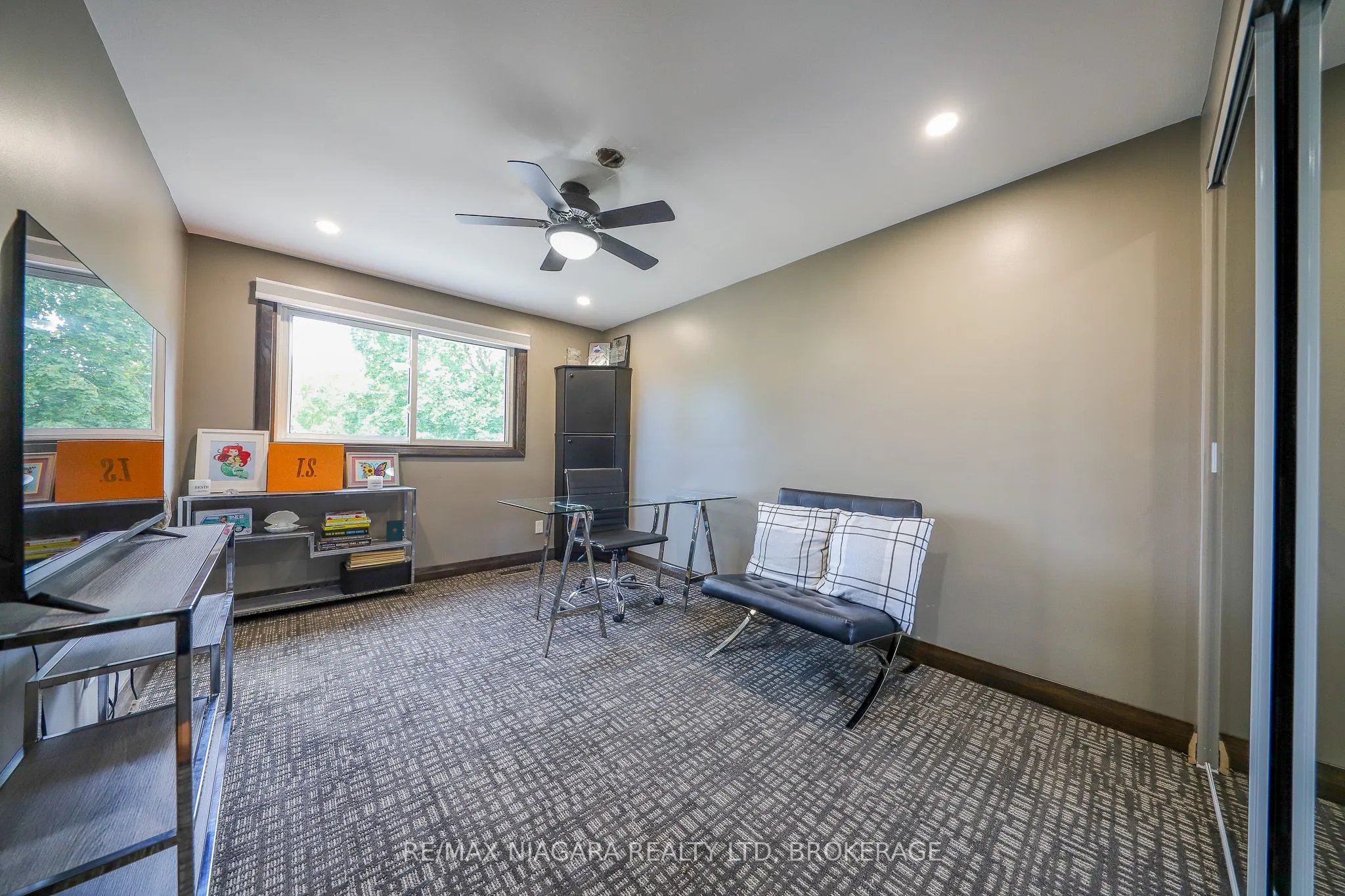 21 Jessica Drive