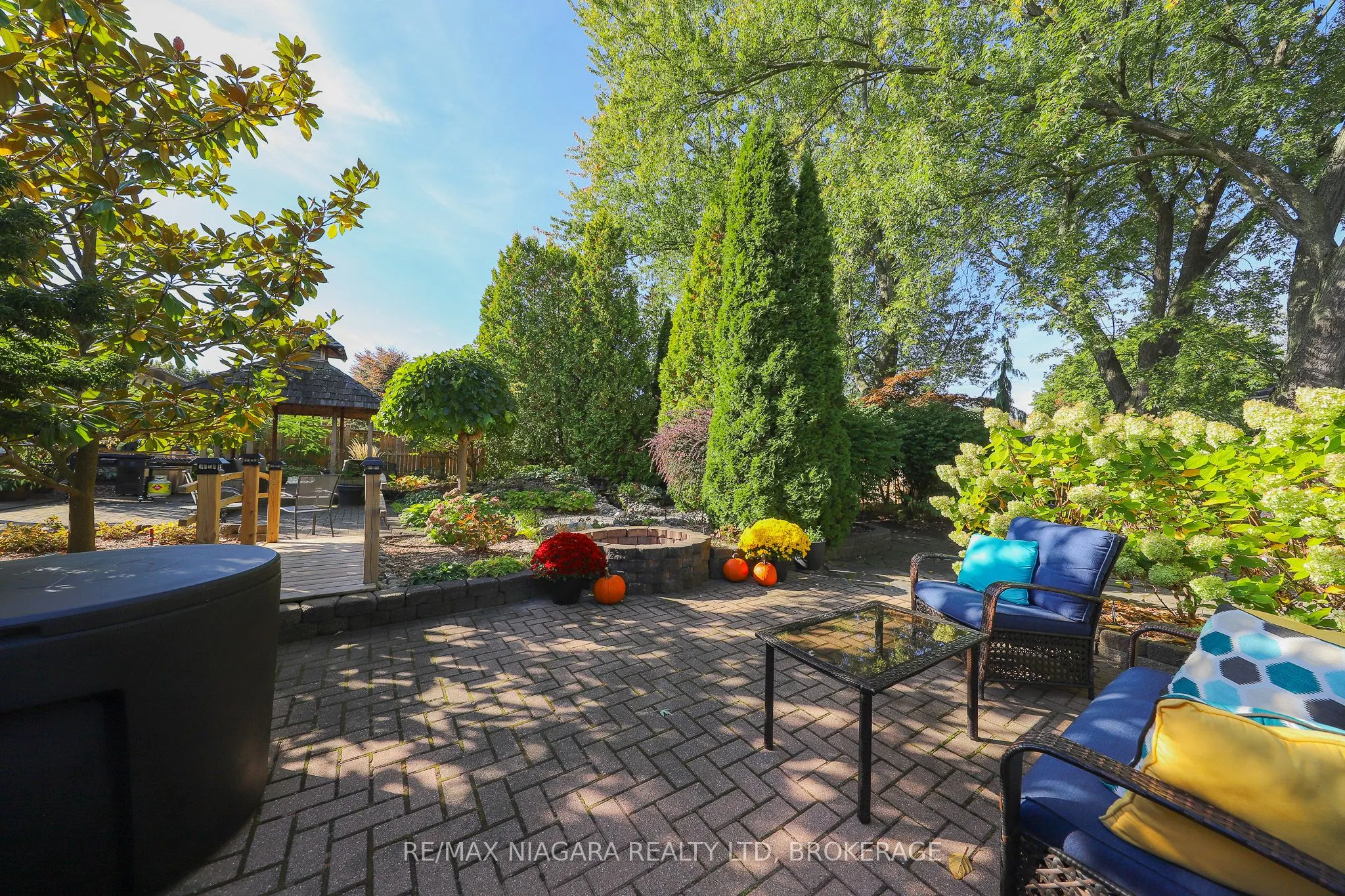 21 Jessica Drive