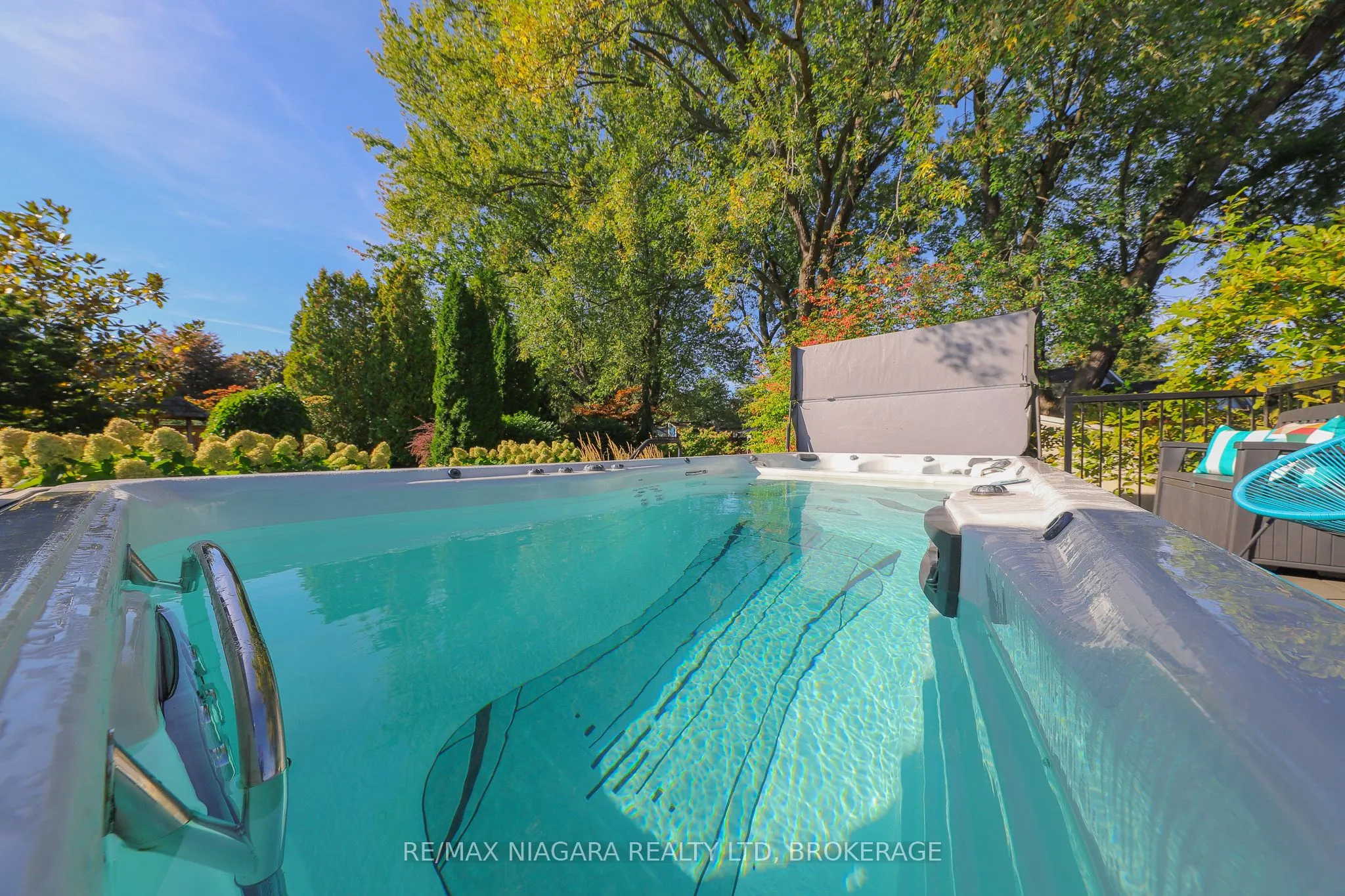 21 Jessica Drive