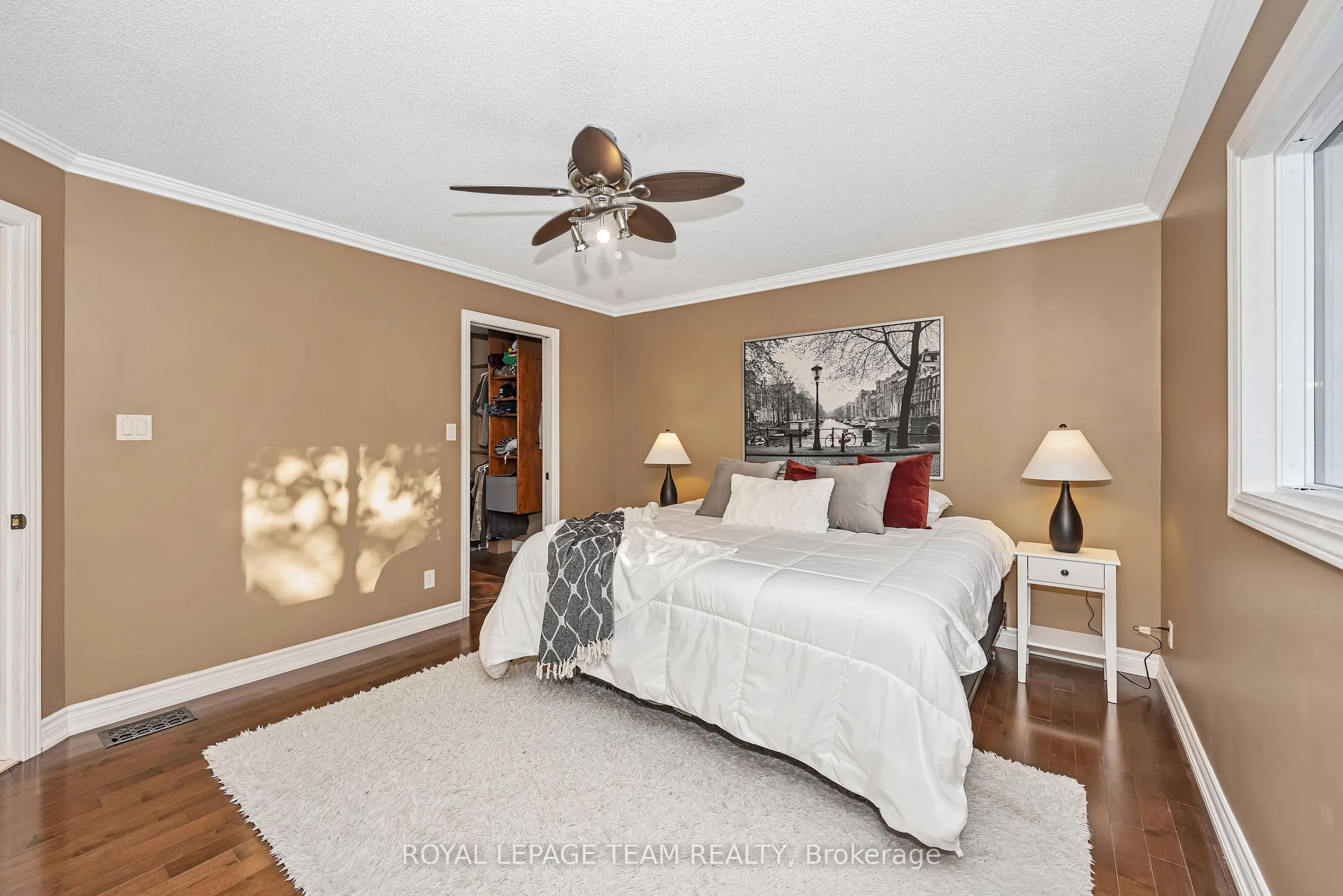 1115 Des Cerisiers Street