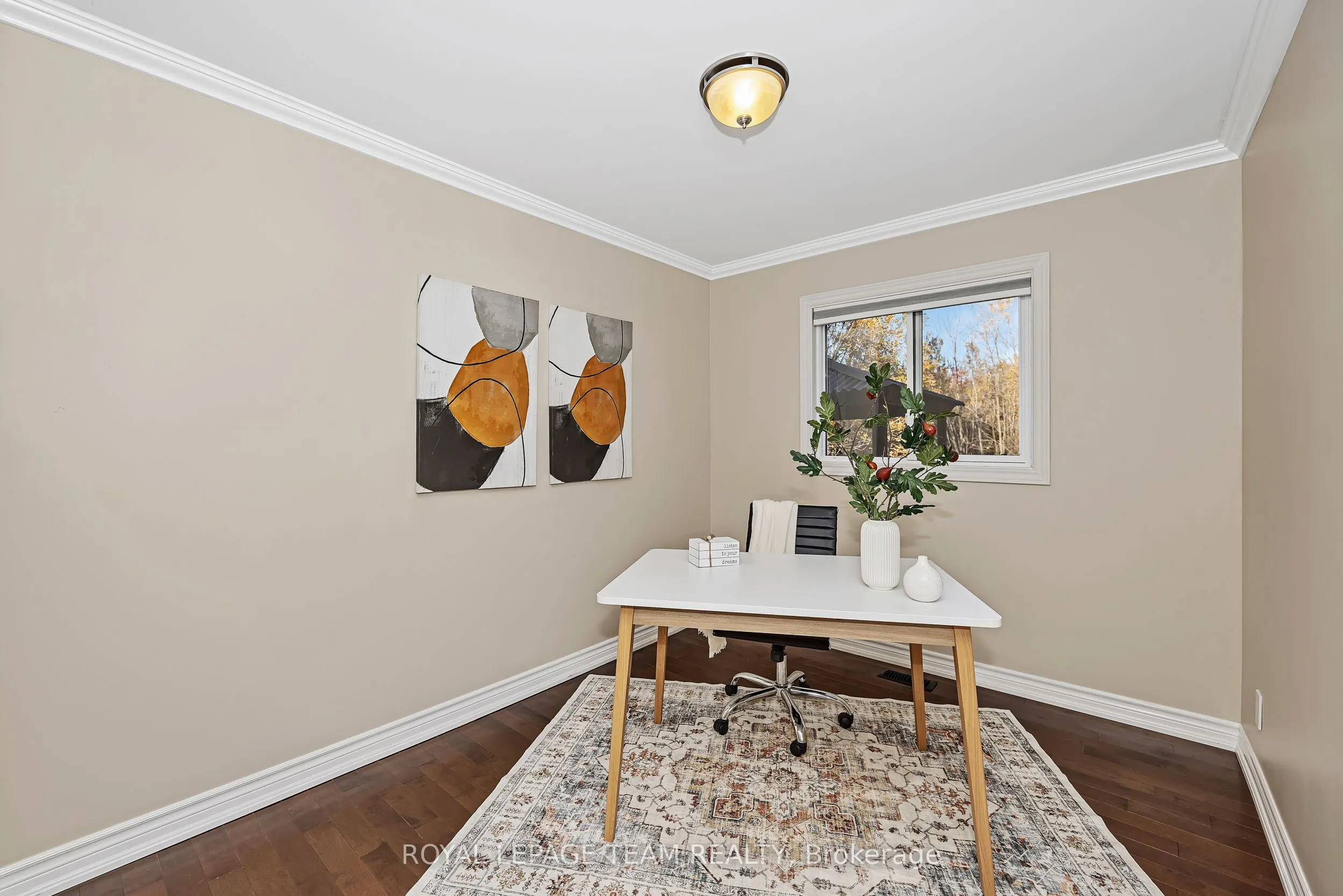 1115 Des Cerisiers Street
