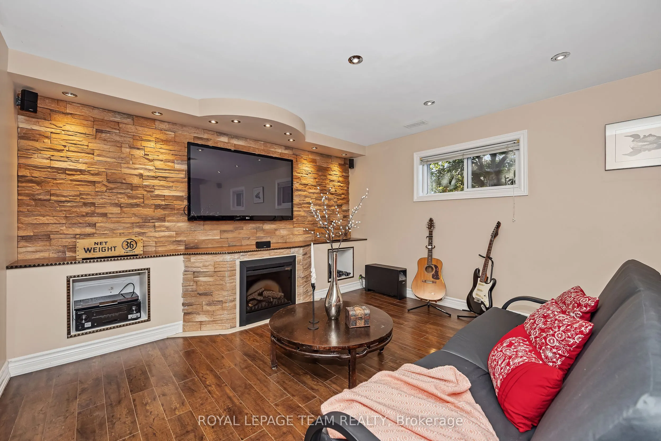 1115 Des Cerisiers Street