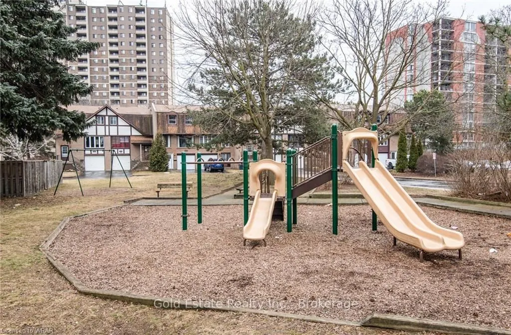 49 Cedarwoods Crescent, #31