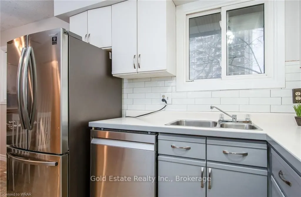 49 Cedarwoods Crescent, #31