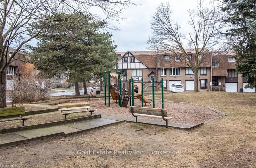 49 Cedarwoods Crescent, #31