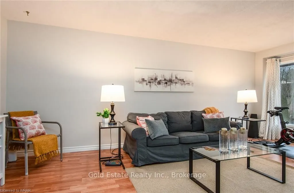 49 Cedarwoods Crescent, #31