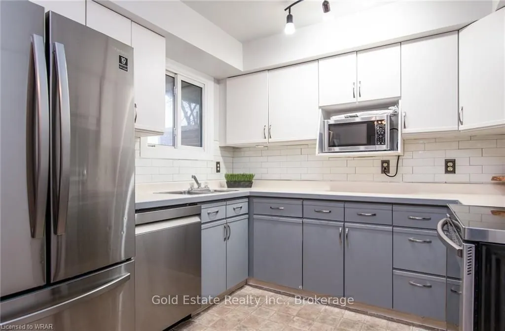 49 Cedarwoods Crescent, #31