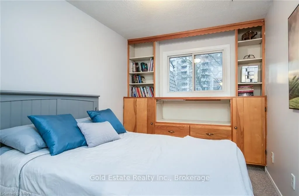 49 Cedarwoods Crescent, #31