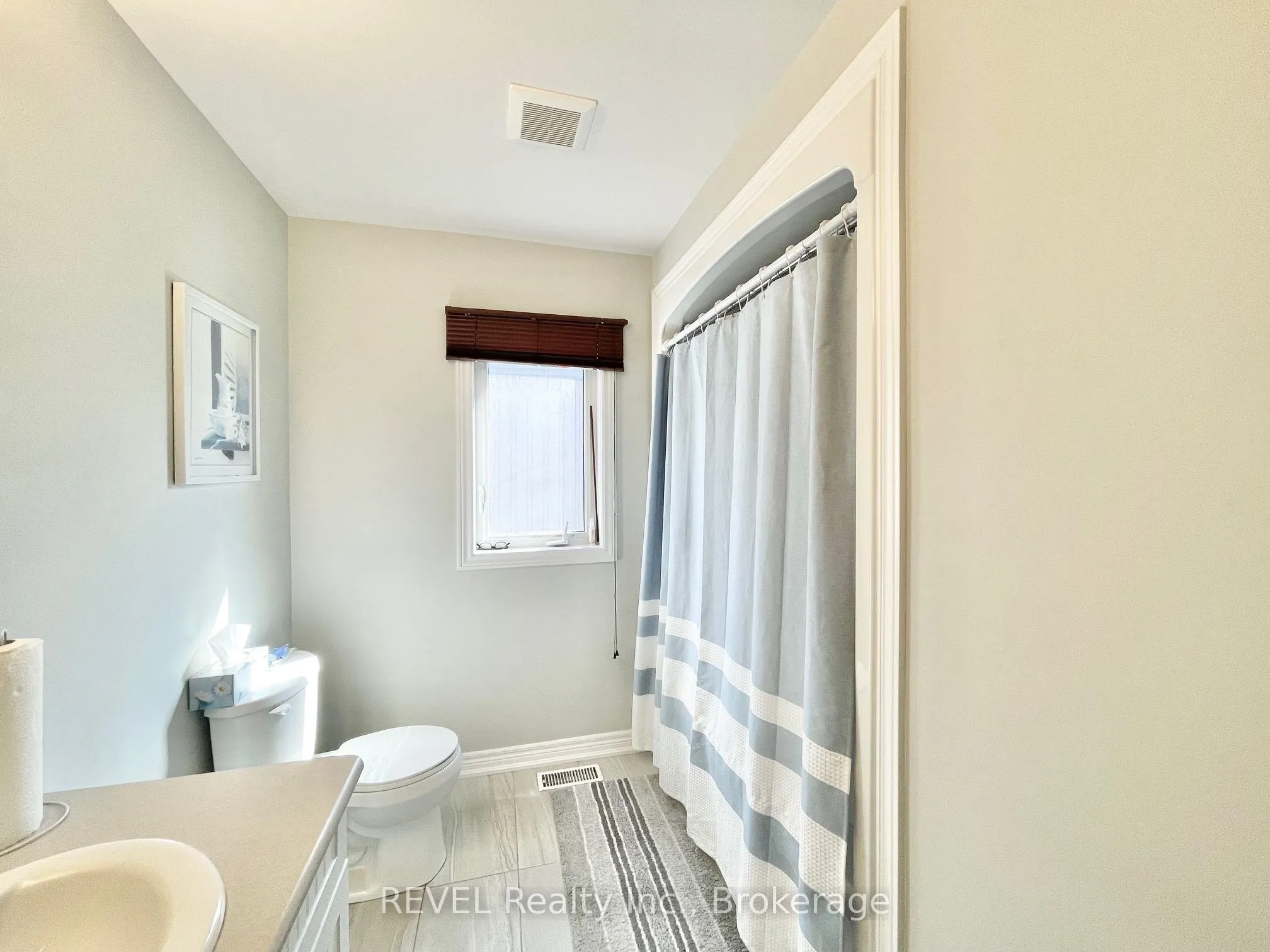 30 BOUNTY Avenue, #Main Floor w Partial Bsmt