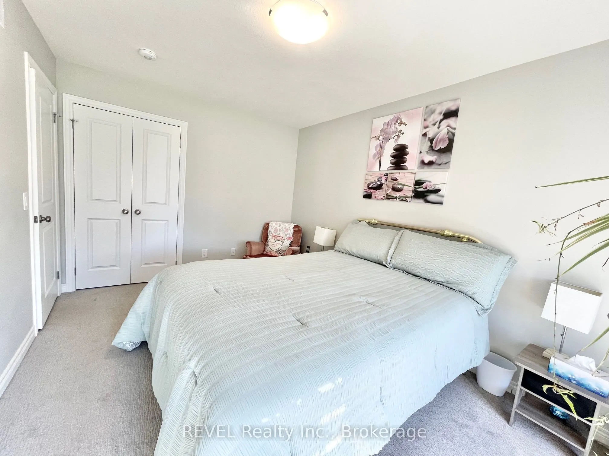 30 BOUNTY Avenue, #Main Floor w Partial Bsmt