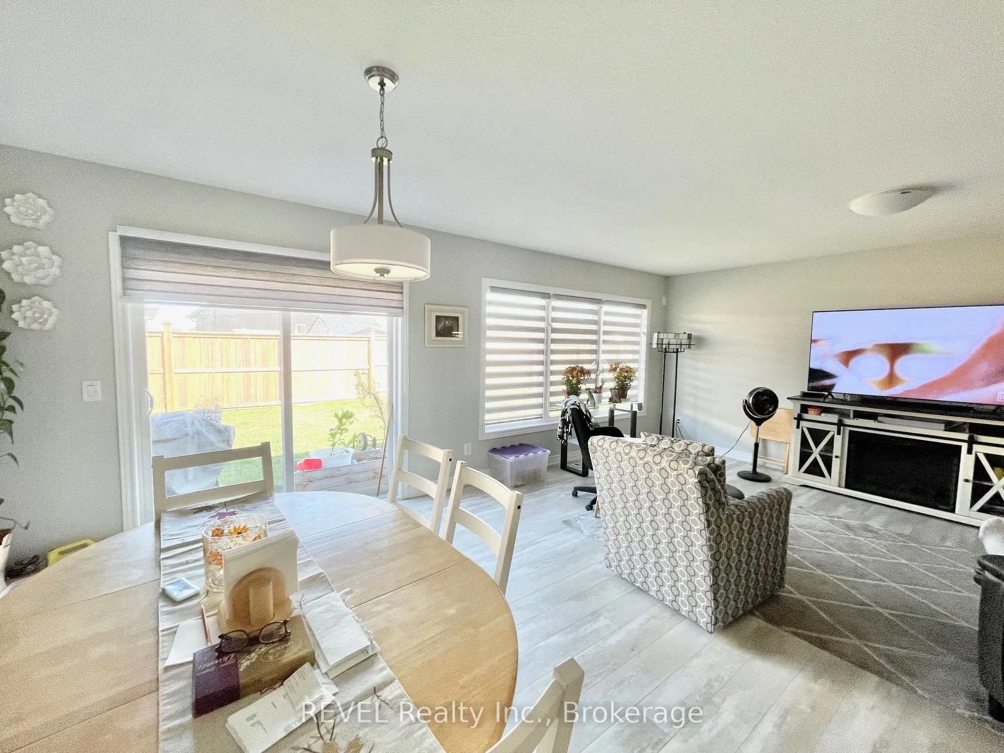 30 BOUNTY Avenue, #Main Floor w Partial Bsmt