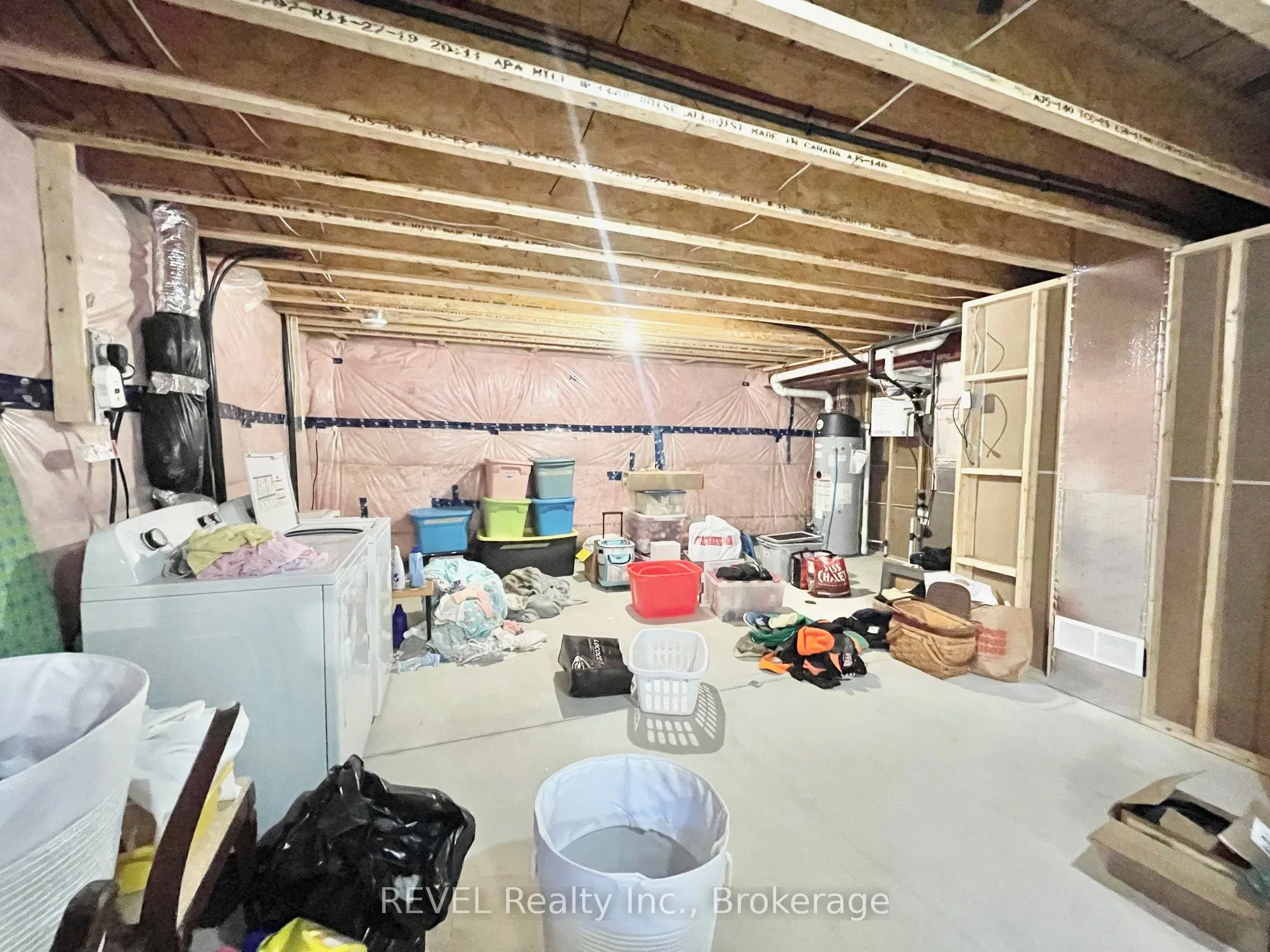 30 BOUNTY Avenue, #Main Floor w Partial Bsmt