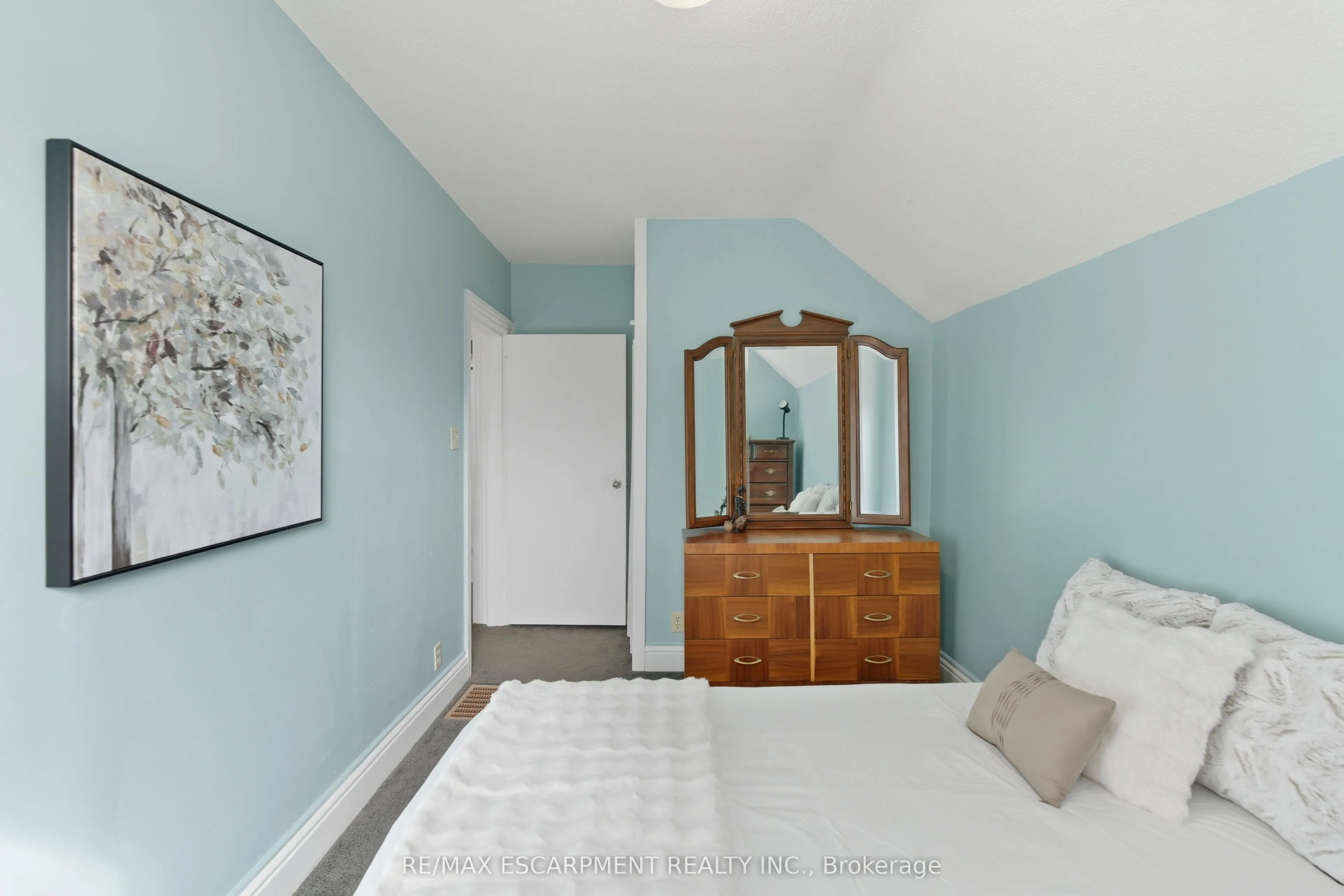 133 BIRGE Street