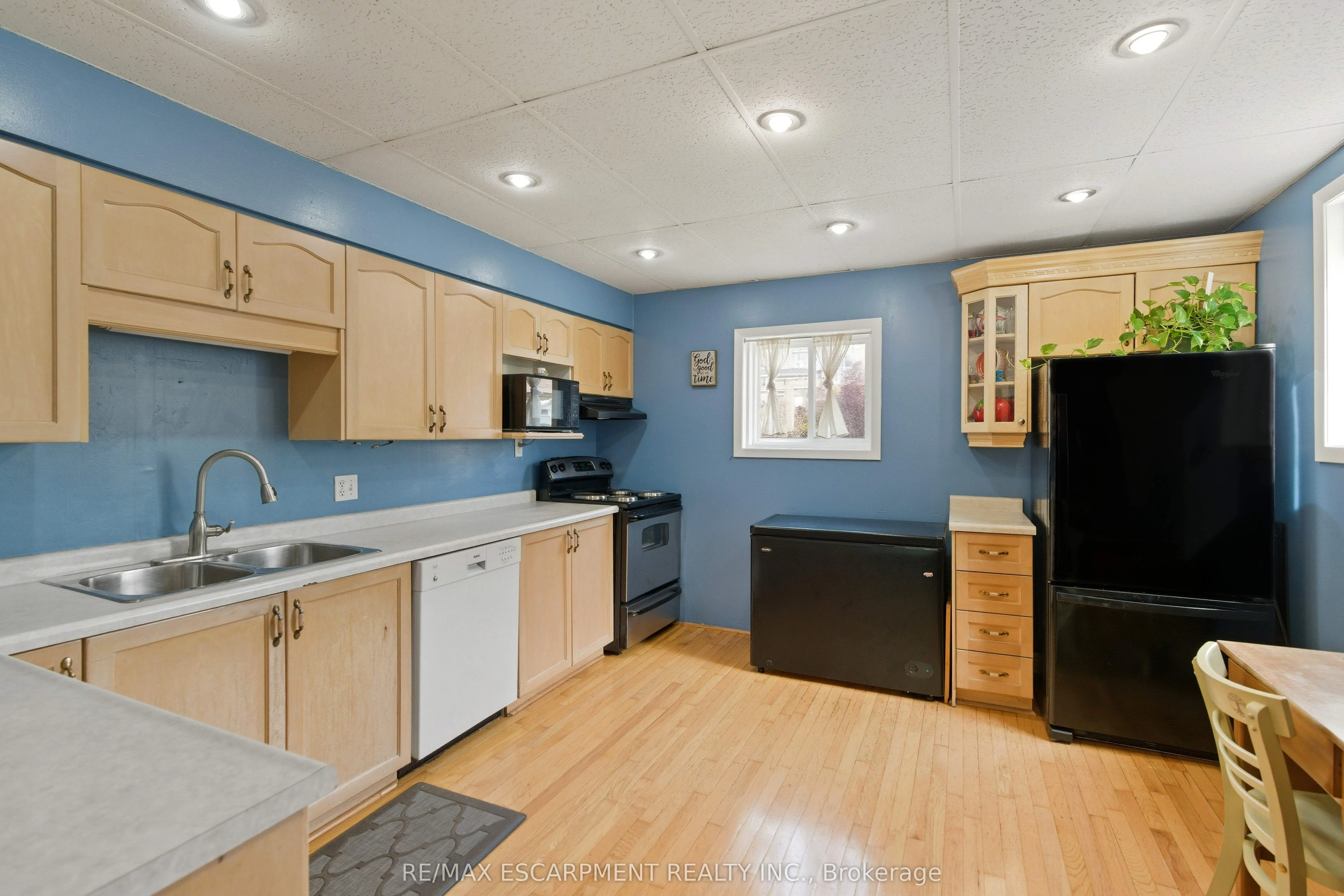 133 BIRGE Street