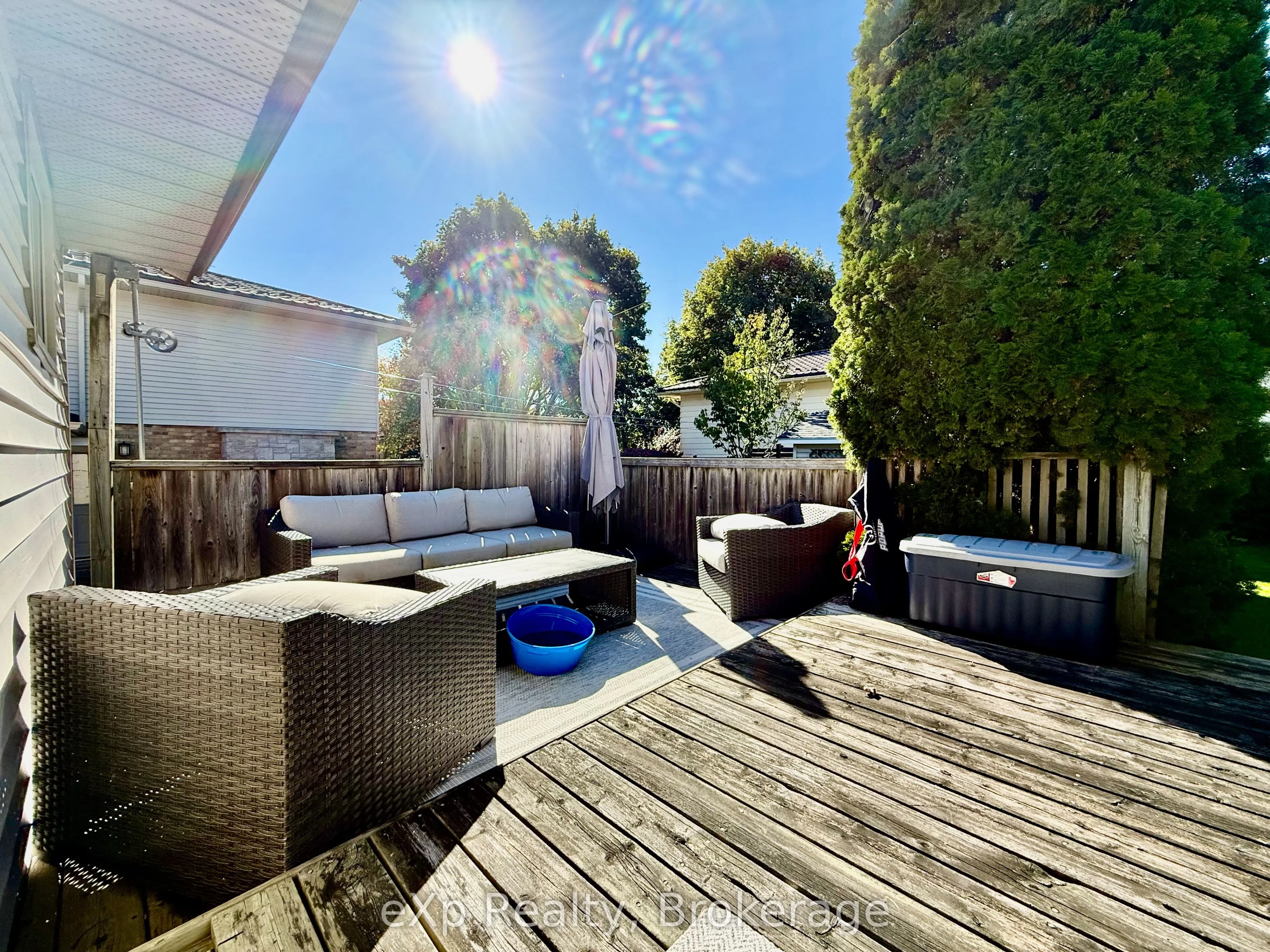 217 THOMAS Street