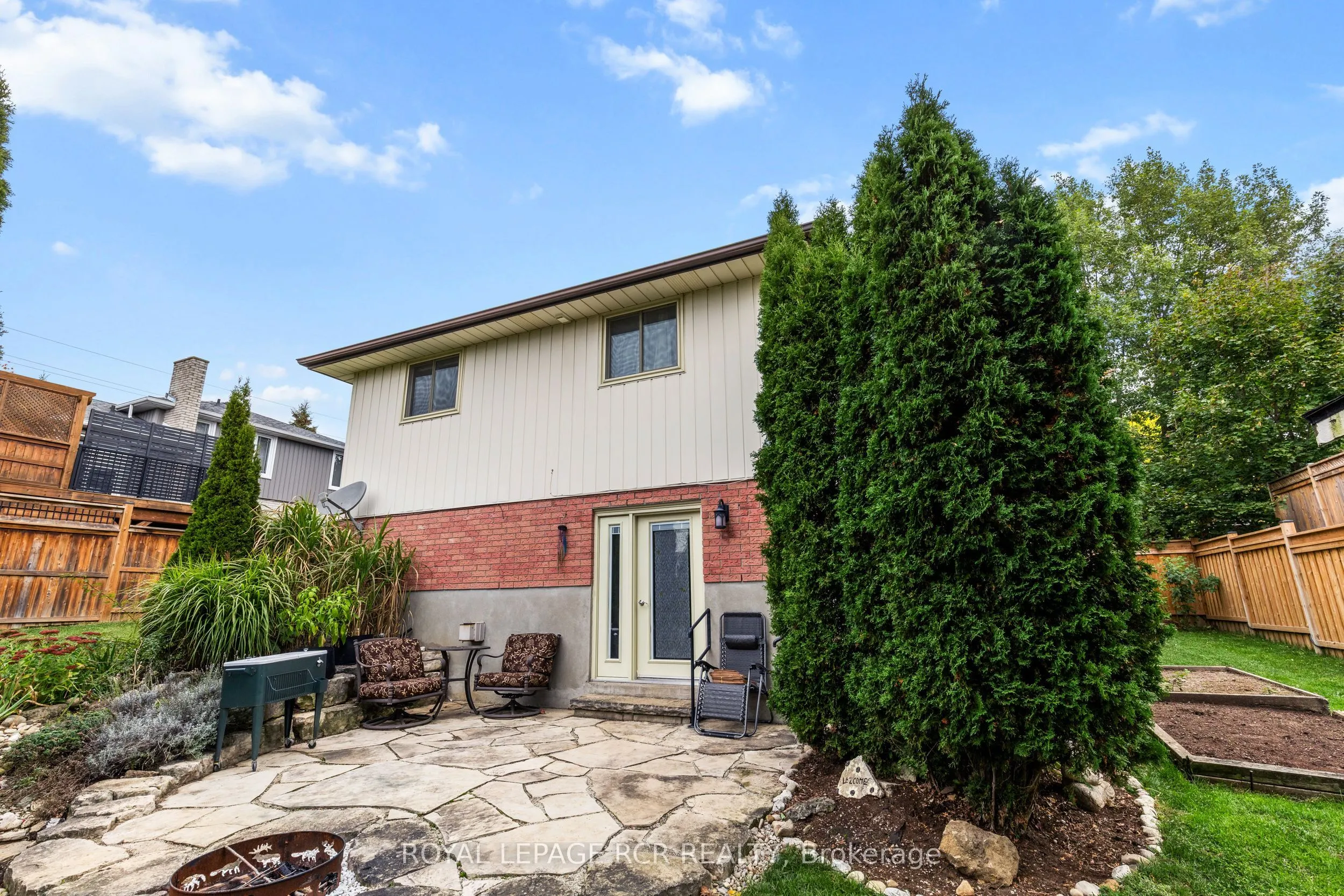 56 WILSON Crescent